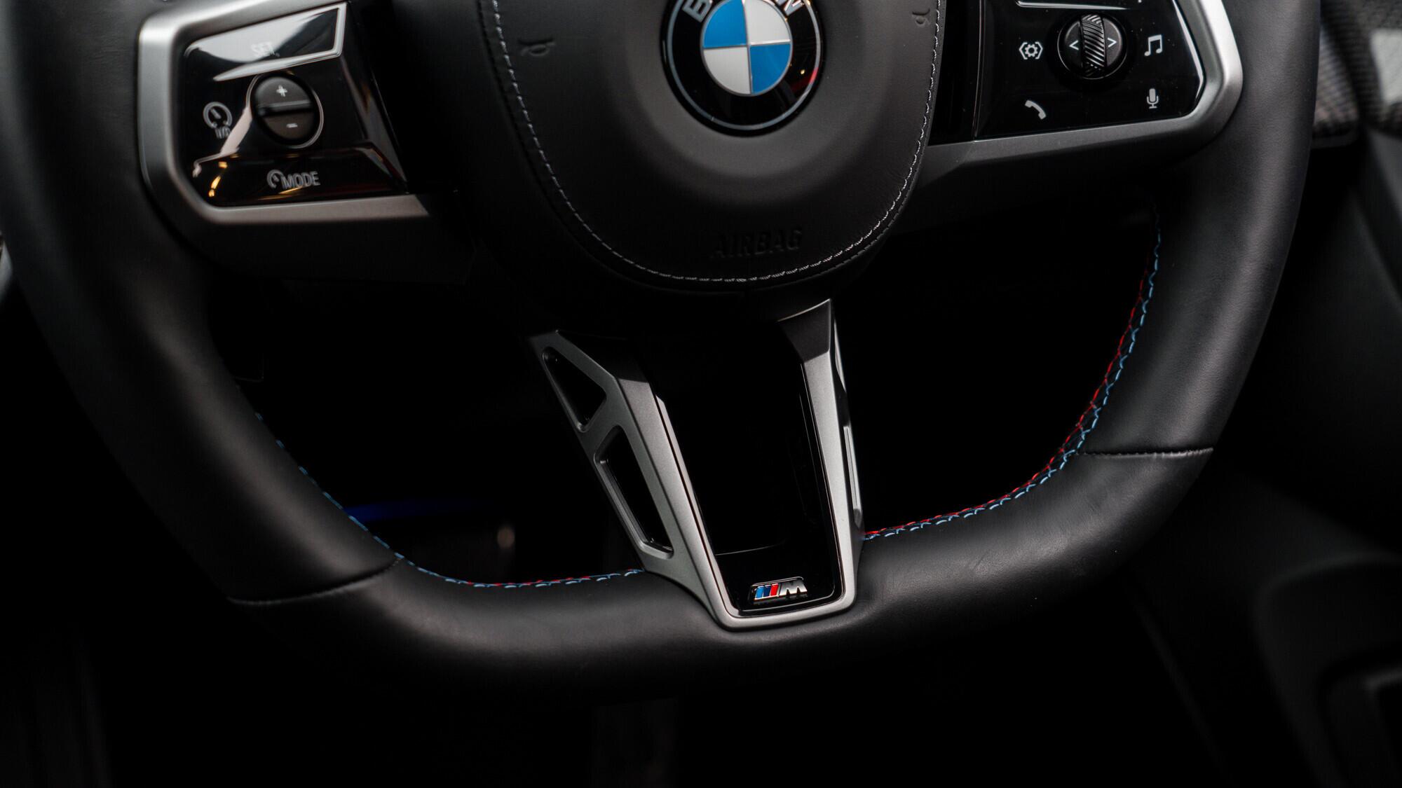 BMW M5 view 28