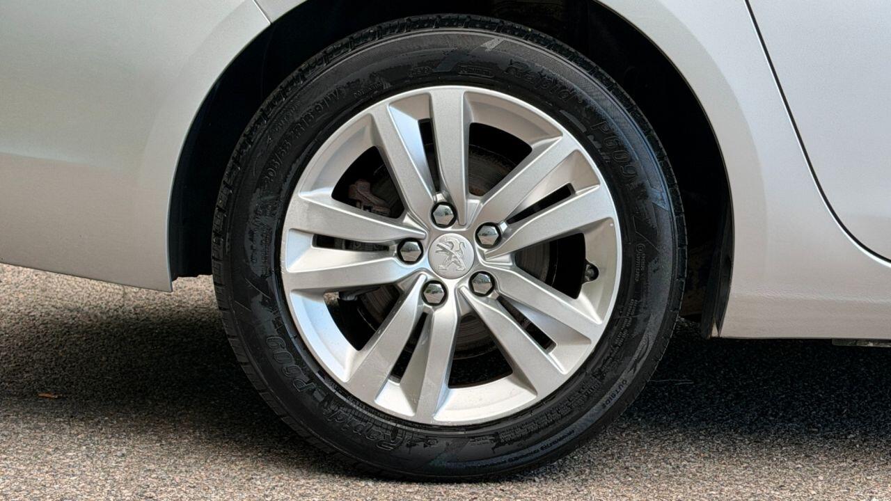 Peugeot 308 view 35