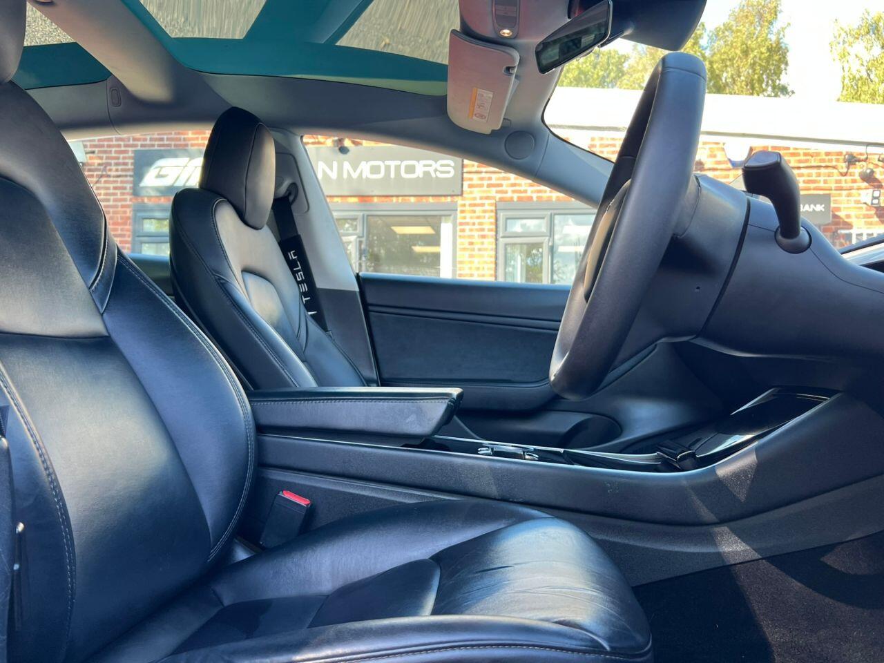 Tesla Model 3 view 14