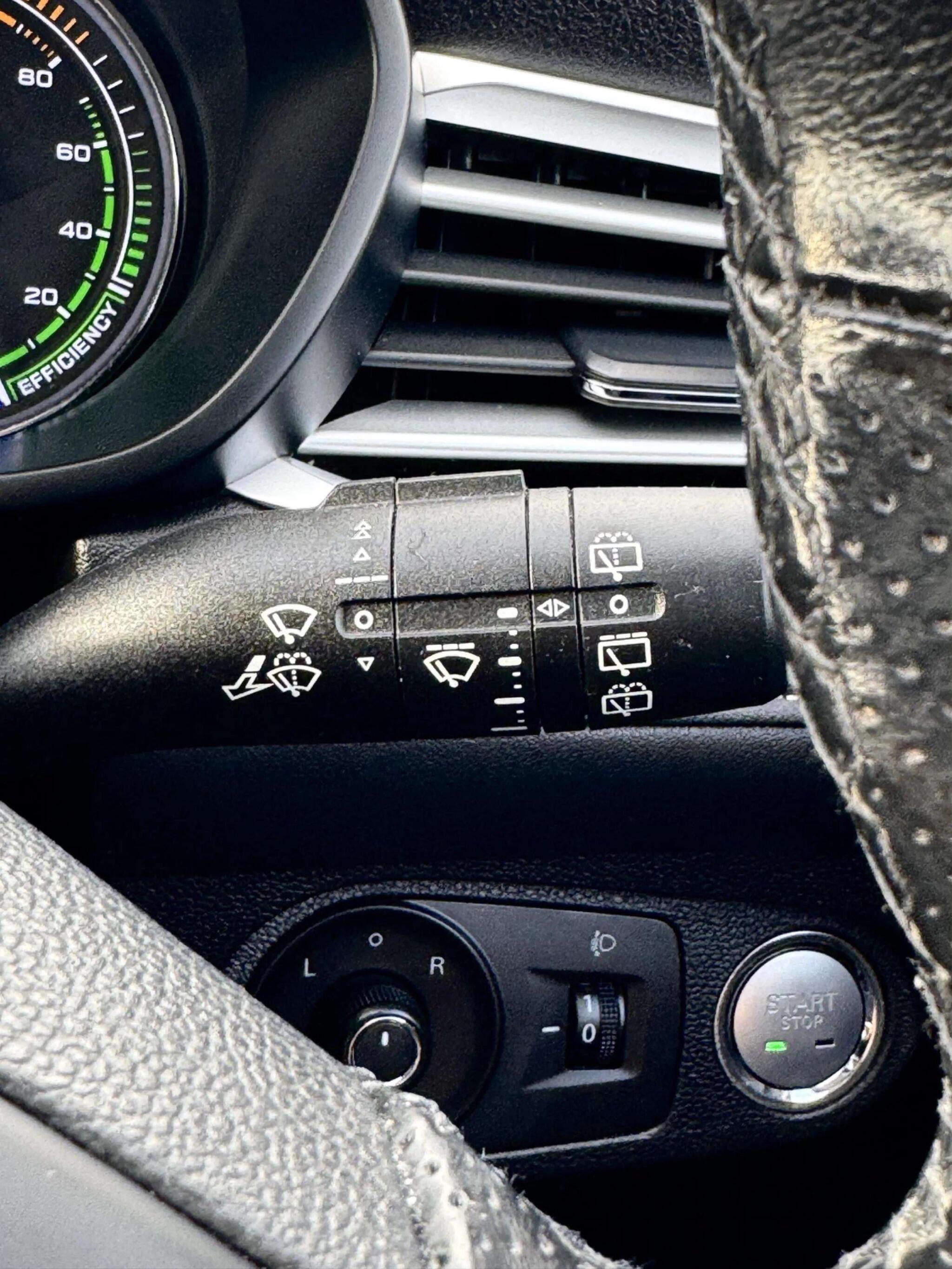 MG MG5 view 51