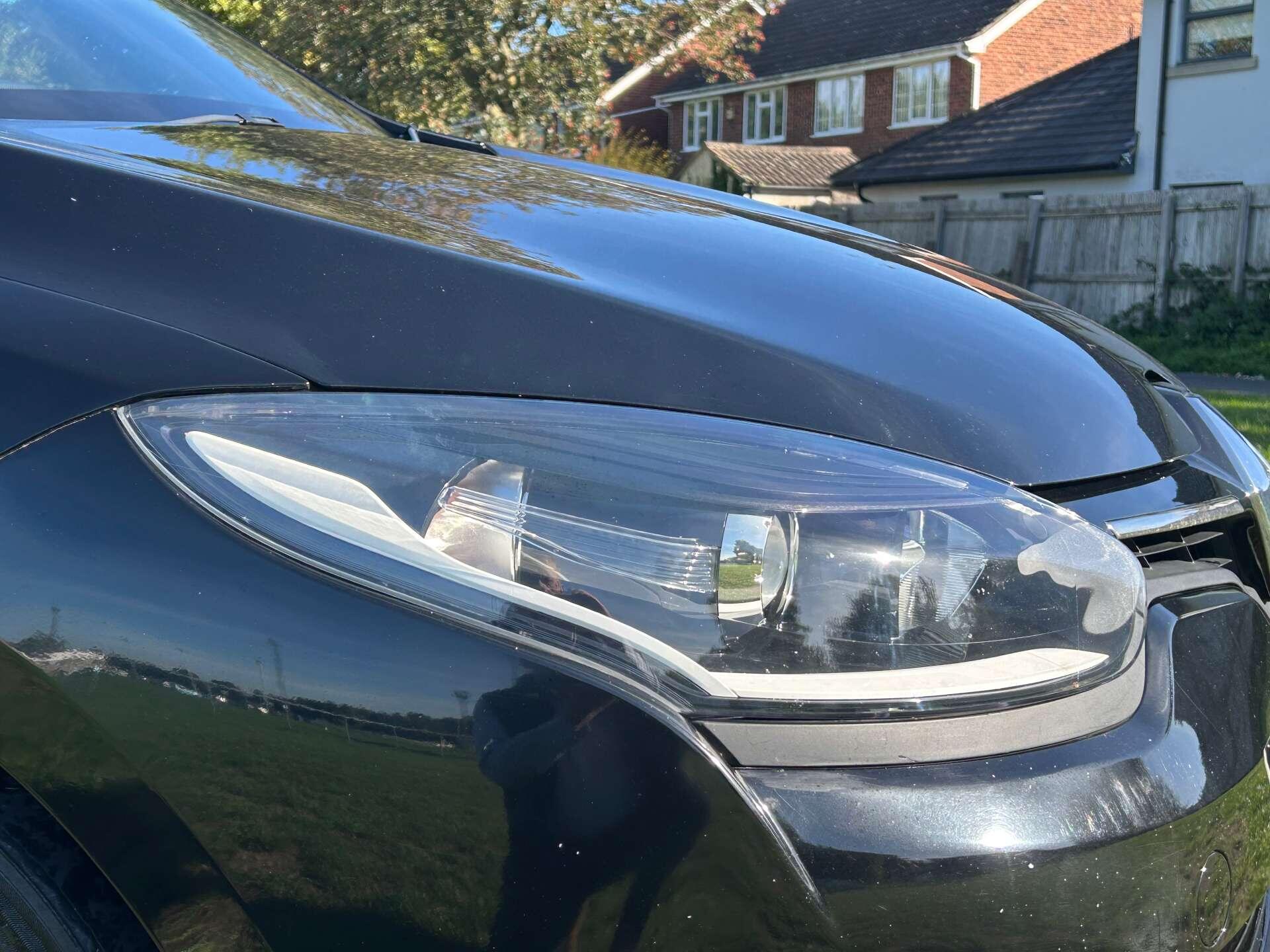 Renault Megane view 8