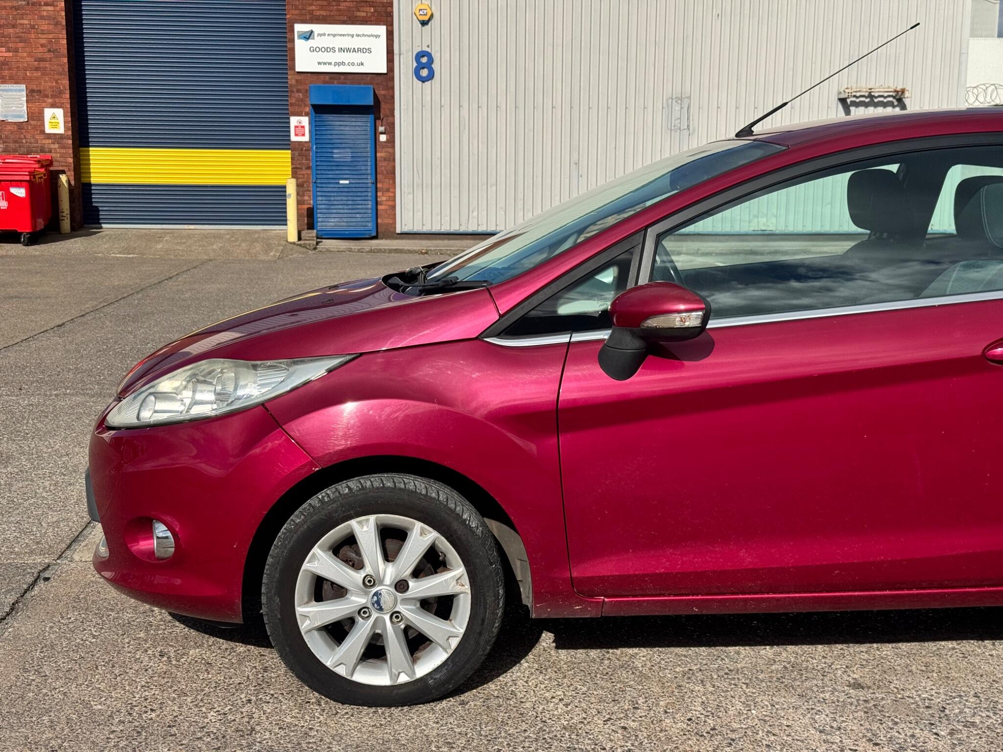 Ford Fiesta view 44