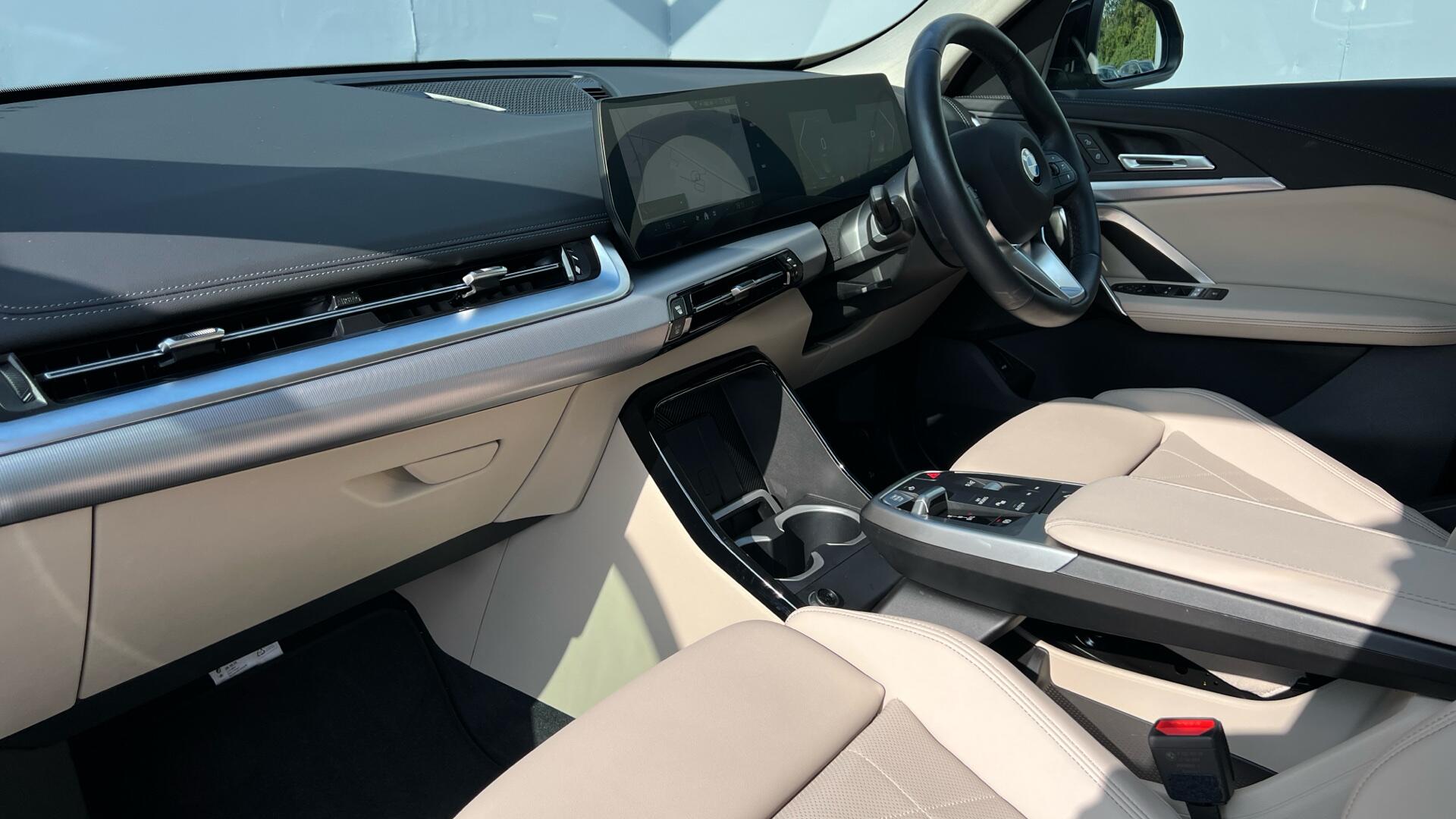 BMW X1 view 7