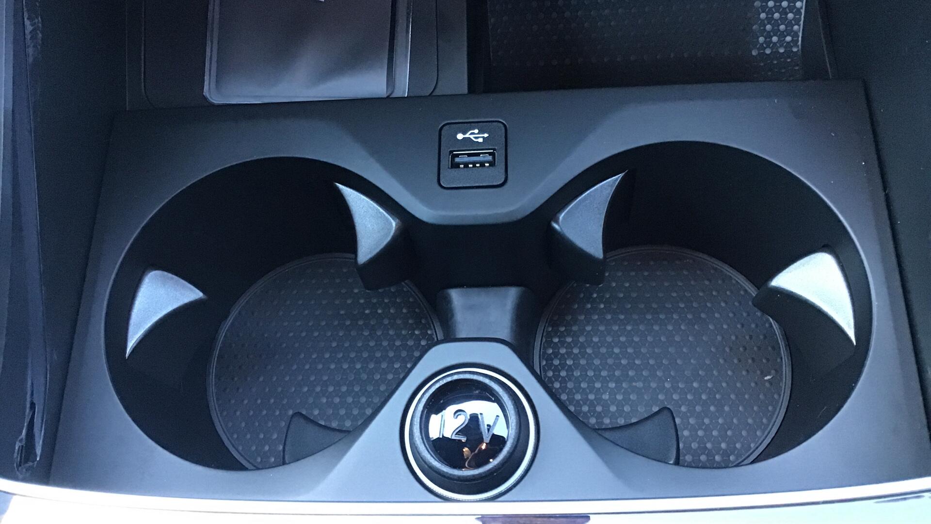 BMW X6 view 21
