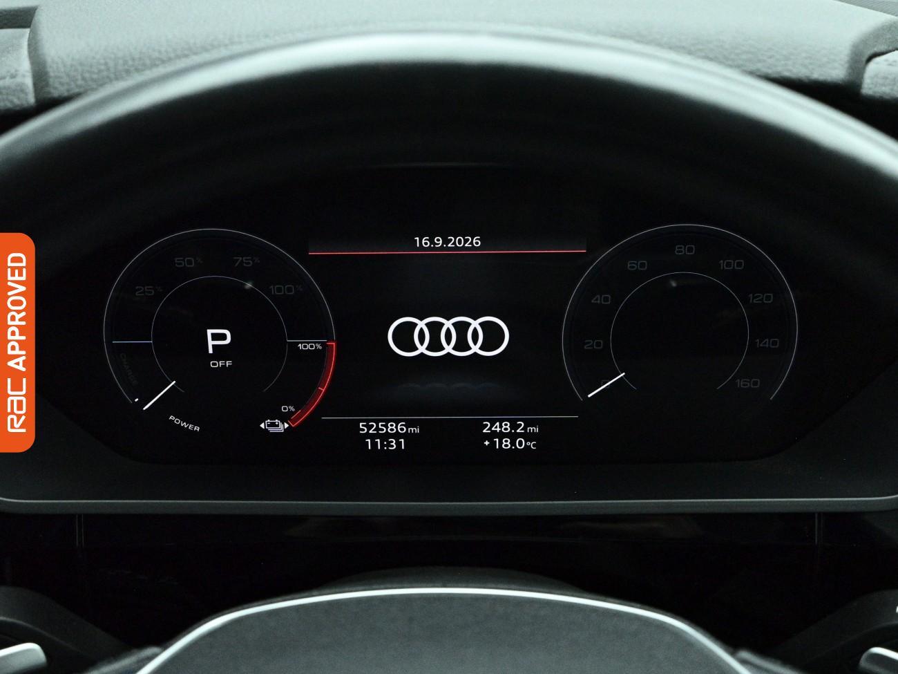 Audi E-Tron view 12