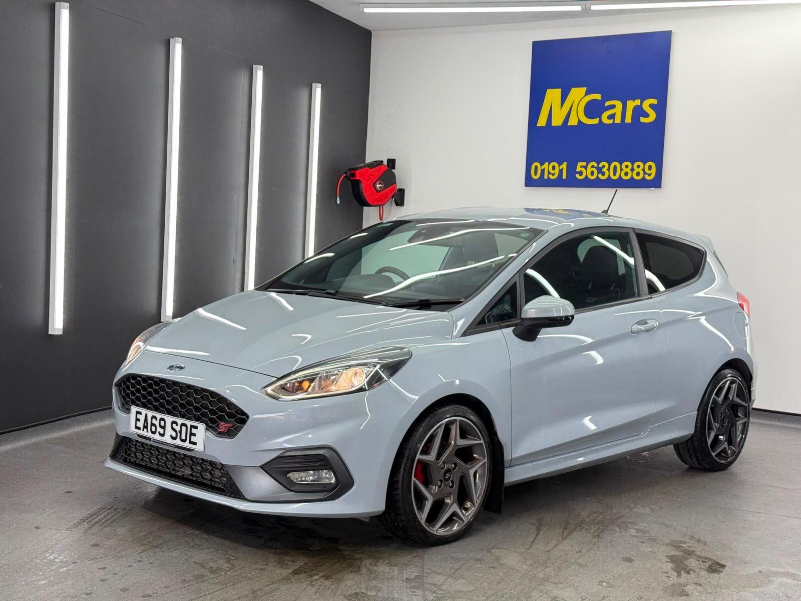 Ford Fiesta view 3