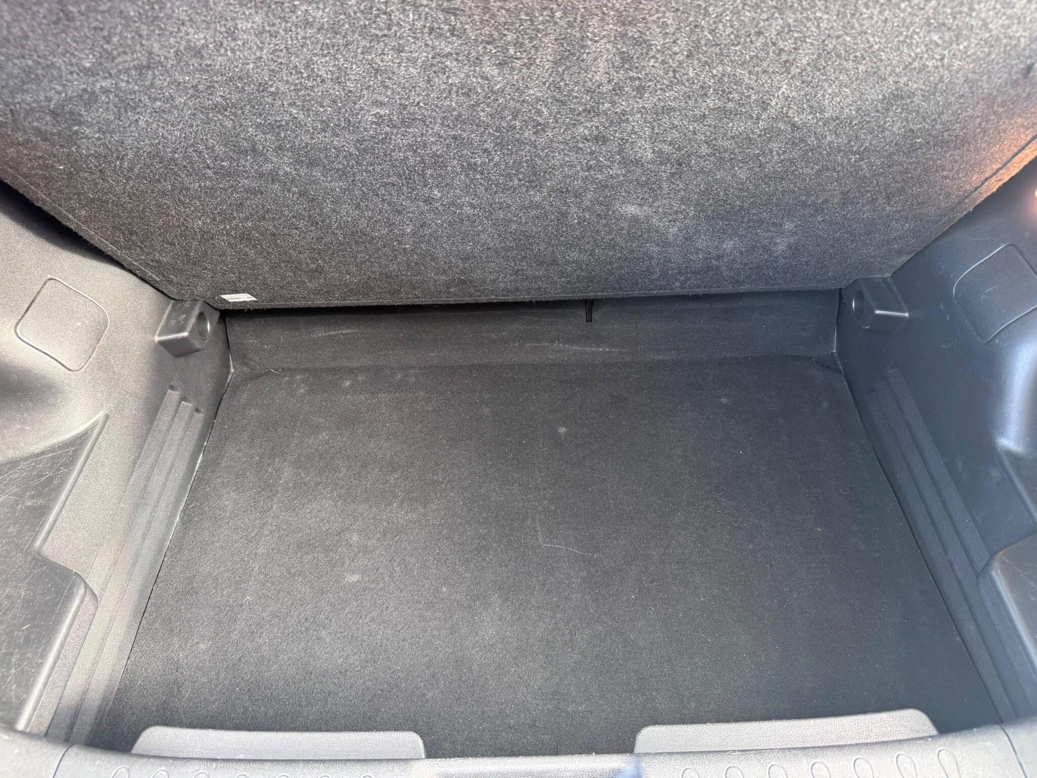 Nissan Juke view 58