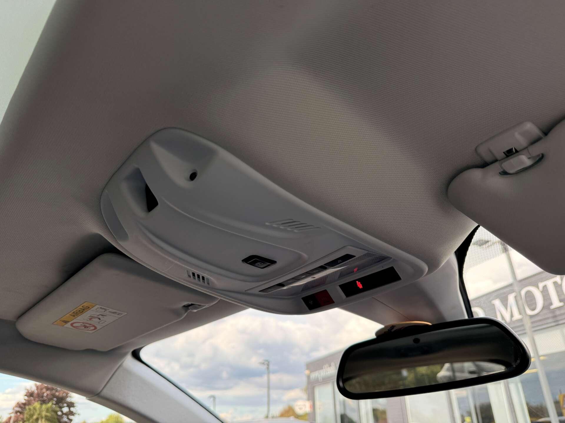 Vauxhall Grandland X view 10