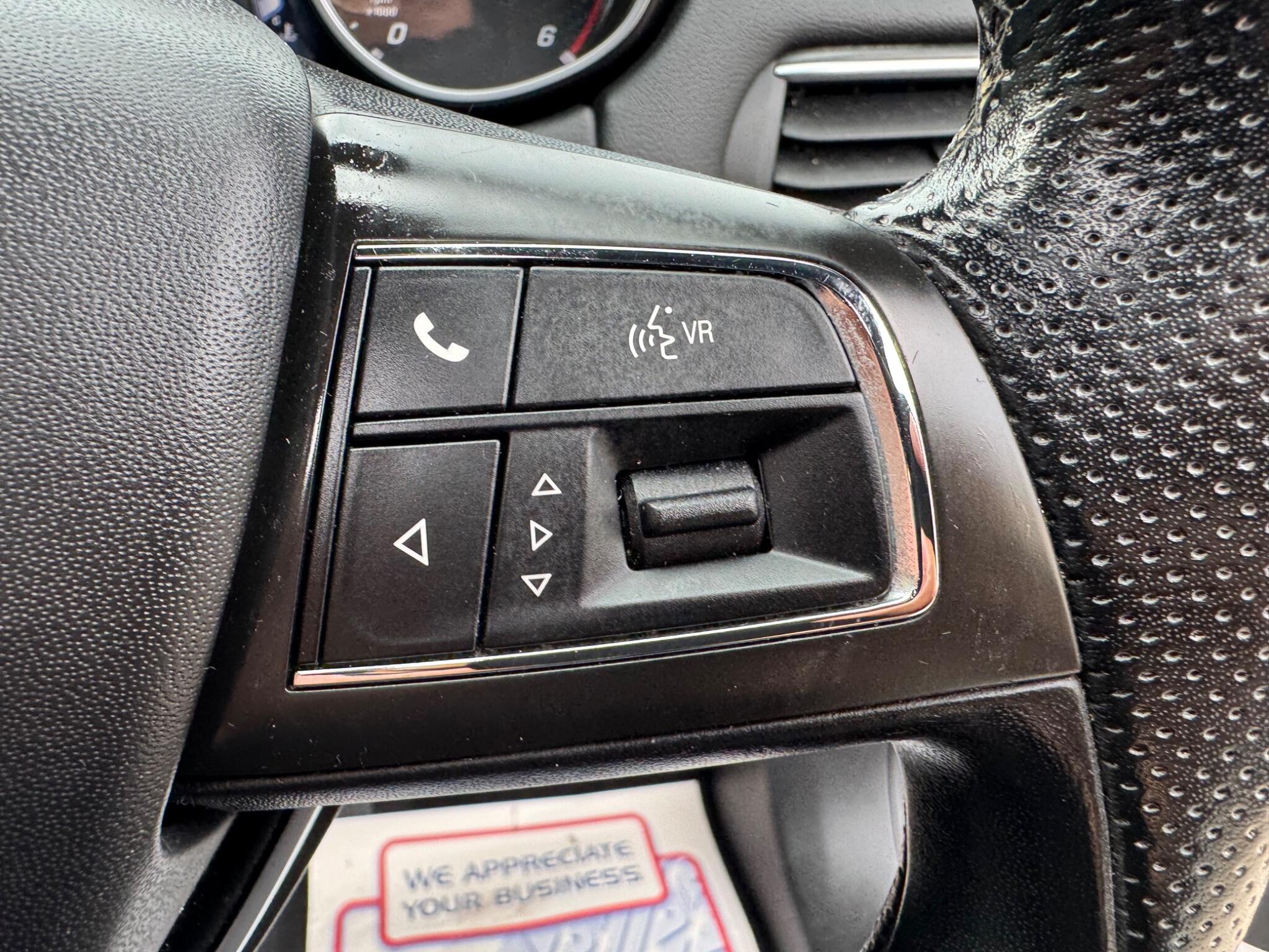Maserati Levante view 33