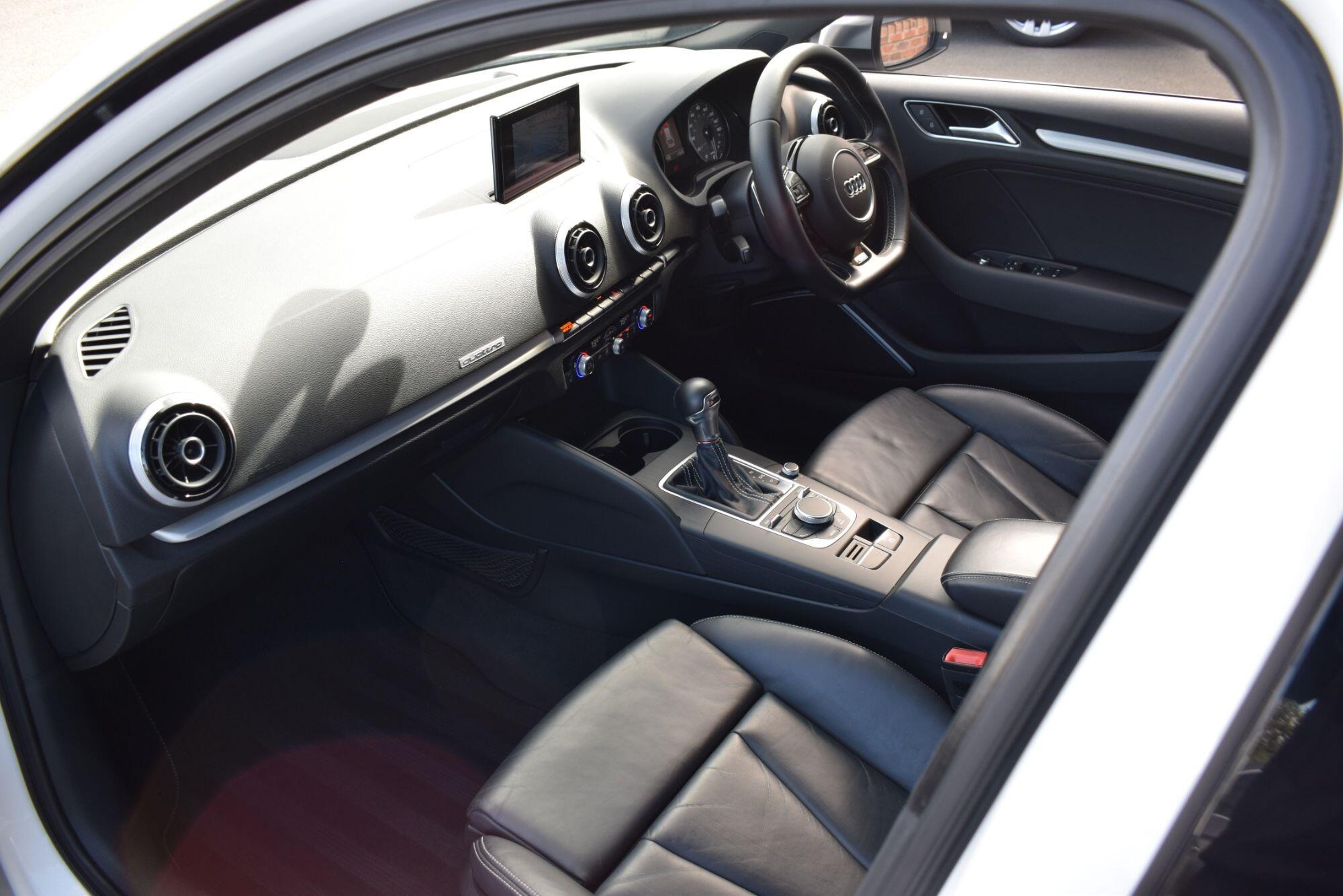 Audi S3 view 31