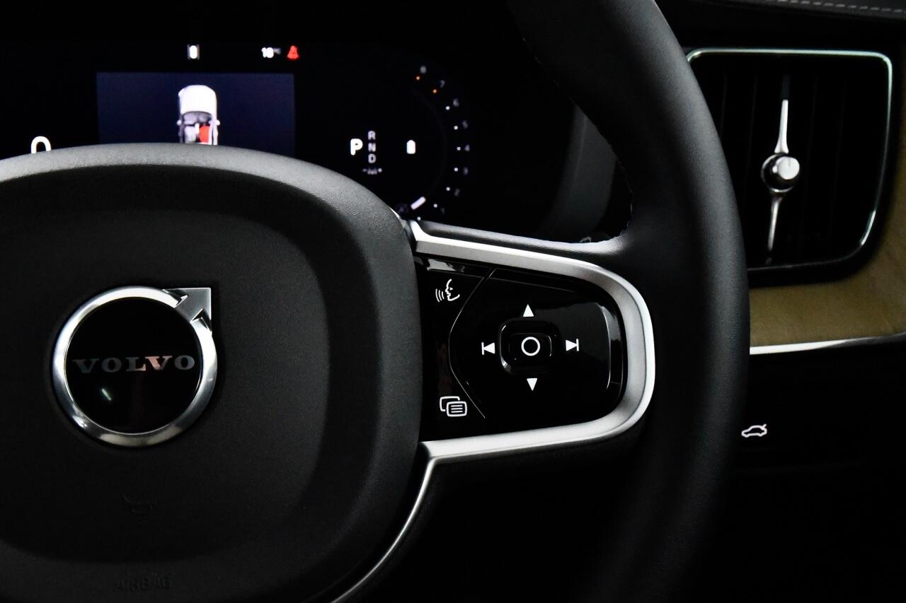 Volvo XC60 view 27