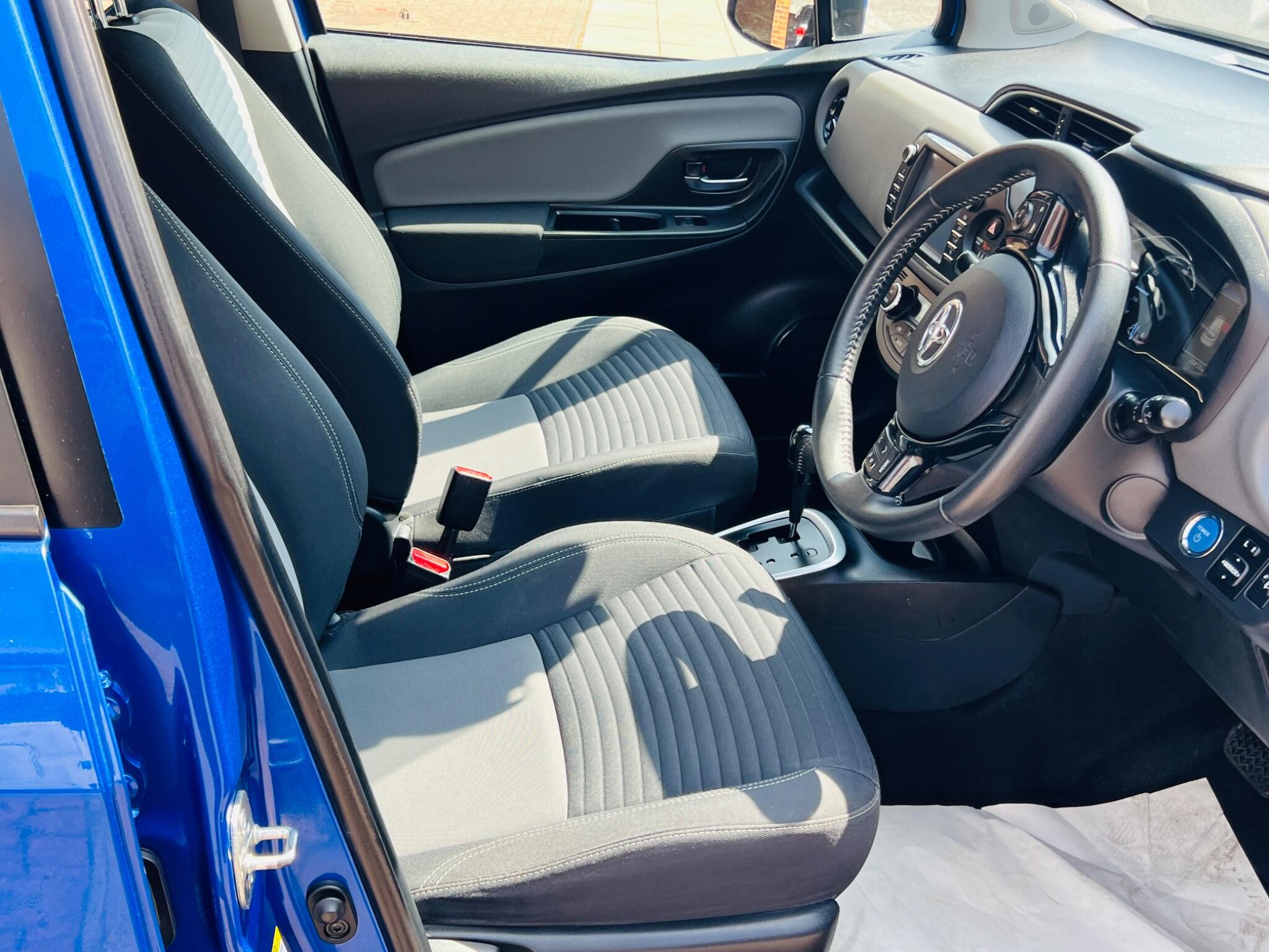 Toyota Yaris view 39