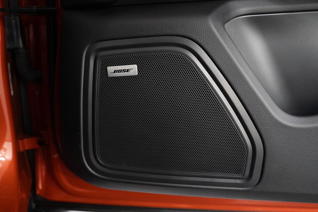 Porsche Macan view 22