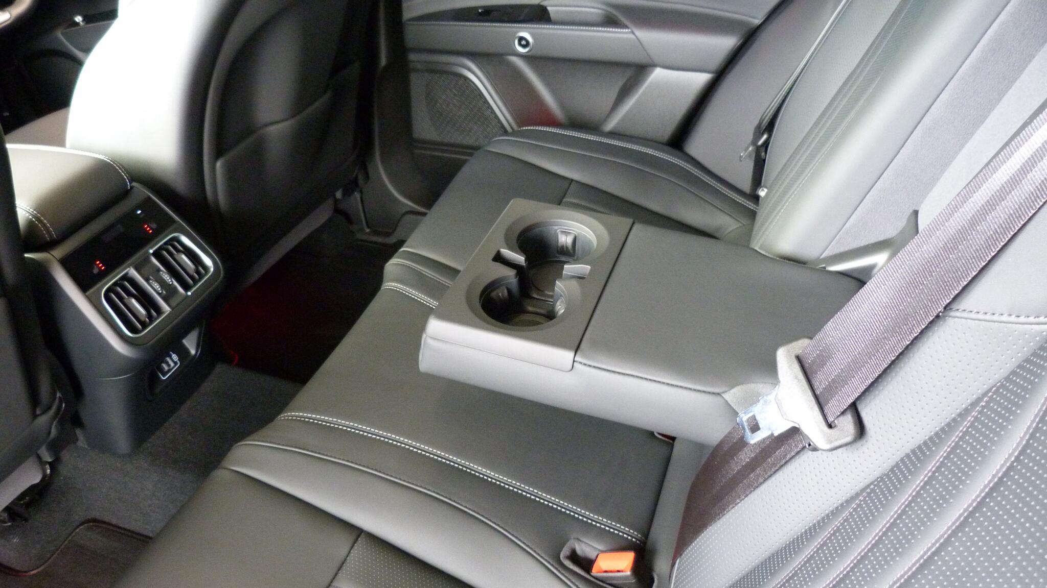 Maserati Grecale view 23