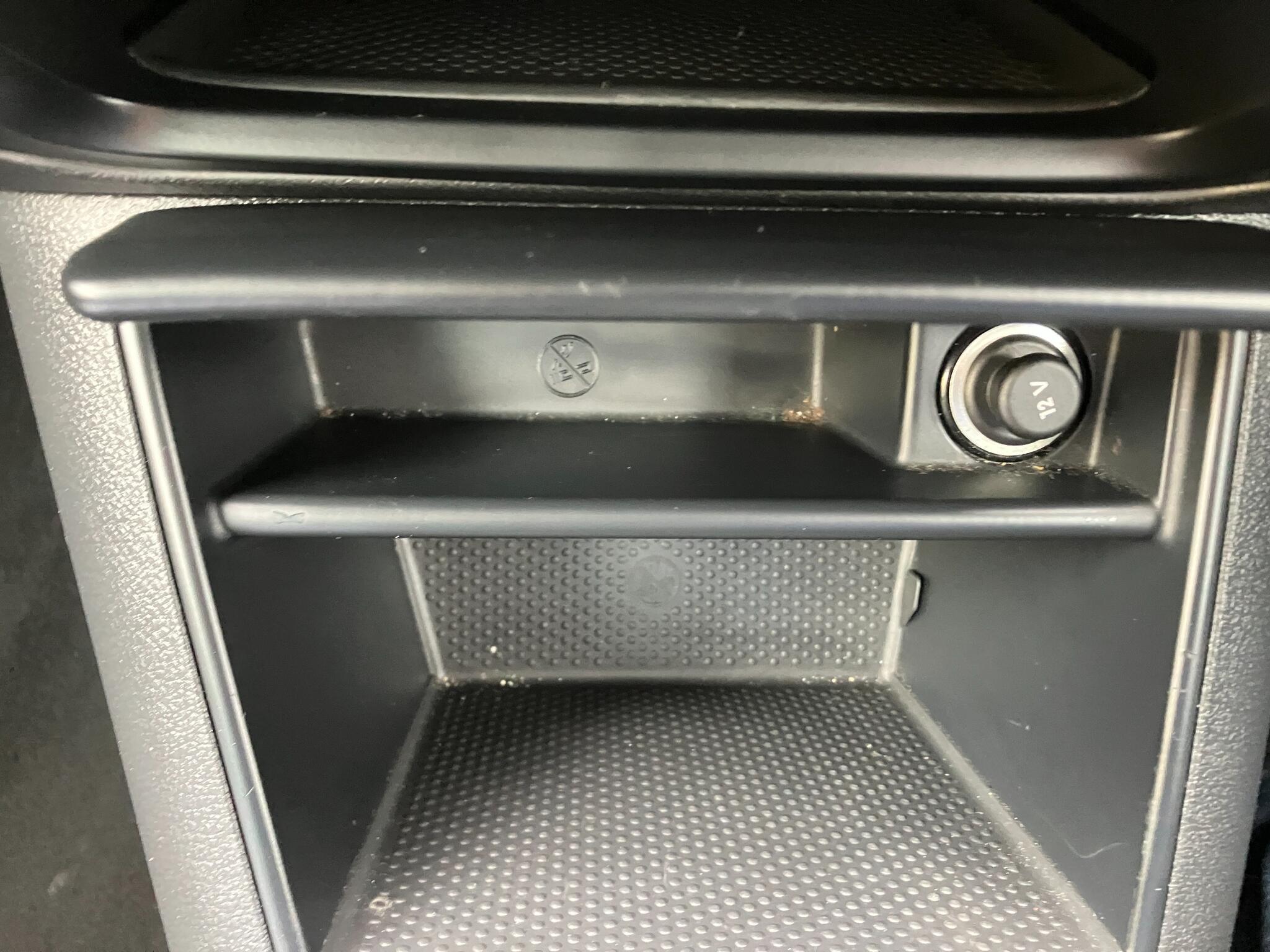 Volkswagen Tiguan view 32