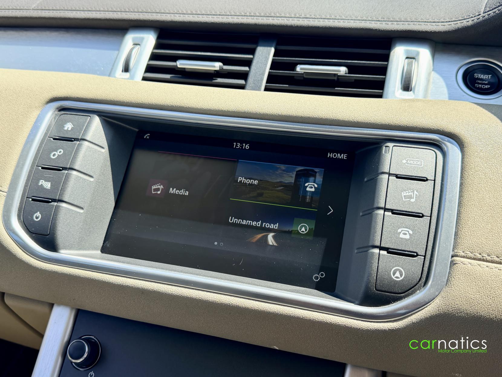 Land Rover Range Rover Evoque view 27