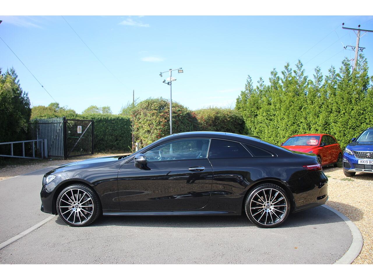 Mercedes-Benz E Class view 7