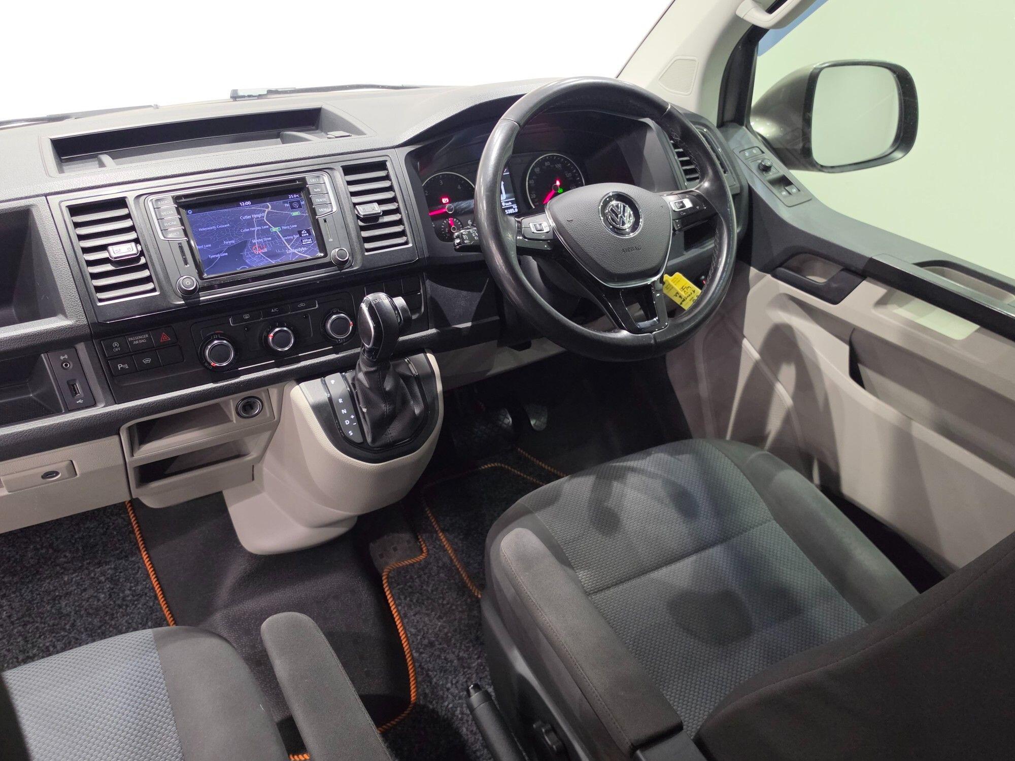 Volkswagen Transporter view 95