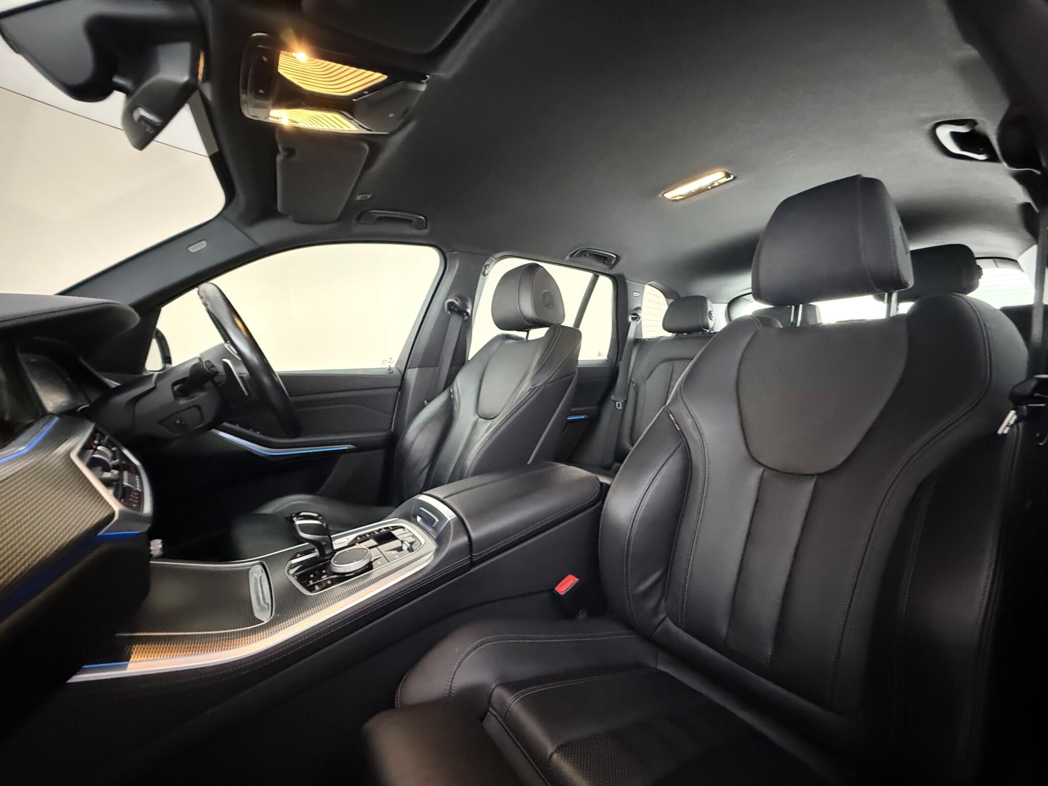 BMW X5 view 34