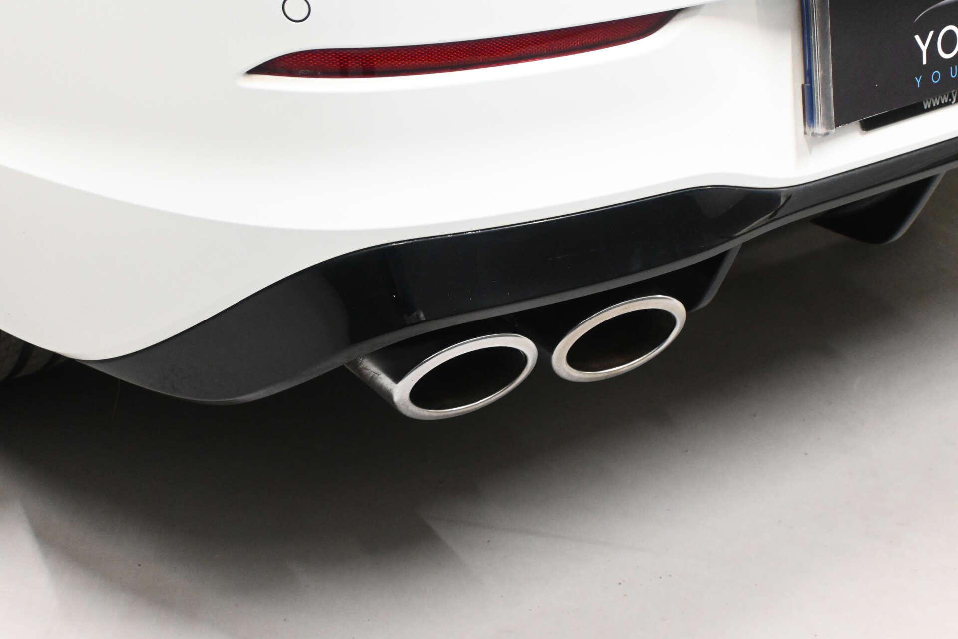 Volkswagen Golf view 13