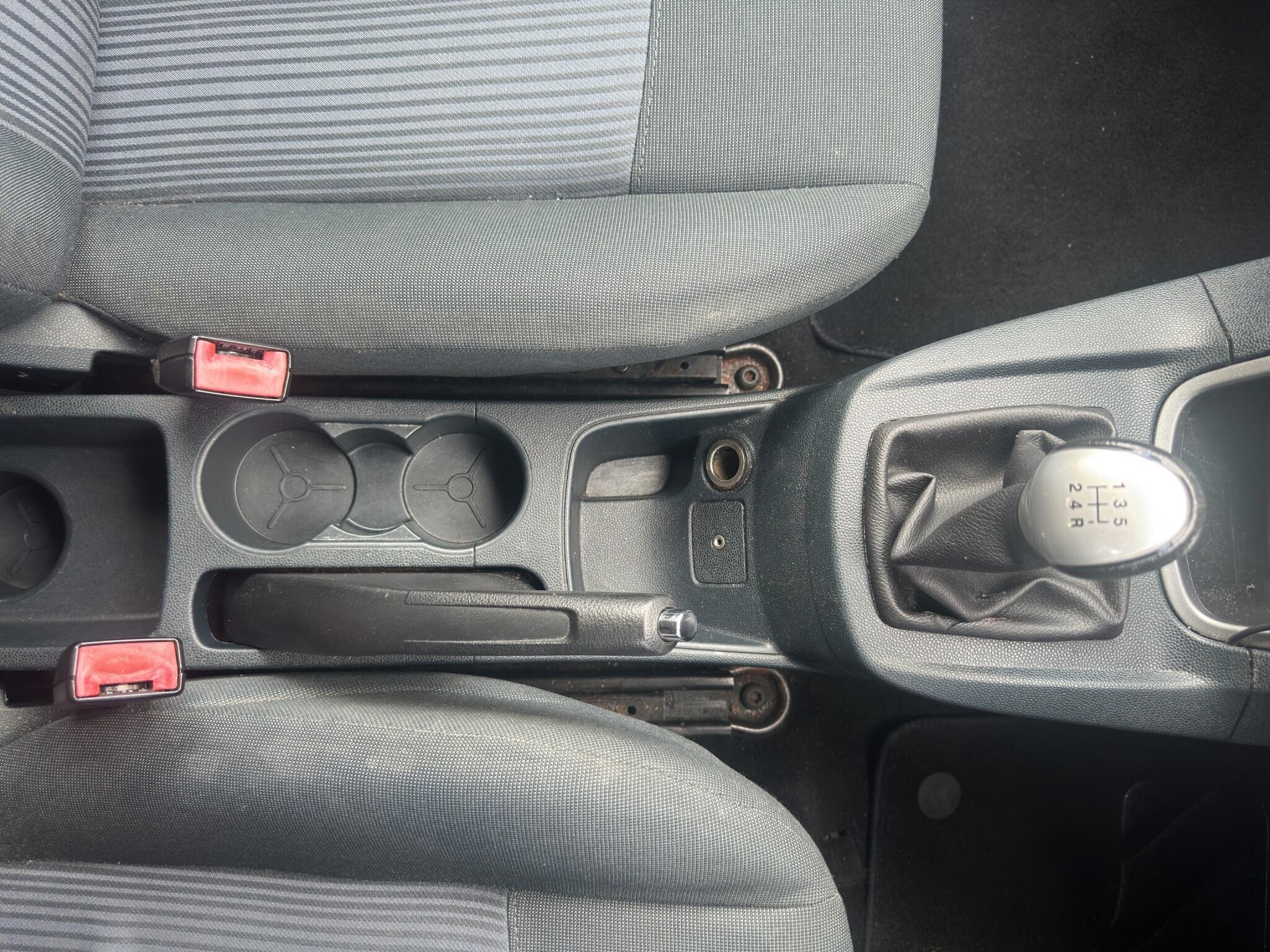 Ford Fiesta view 18