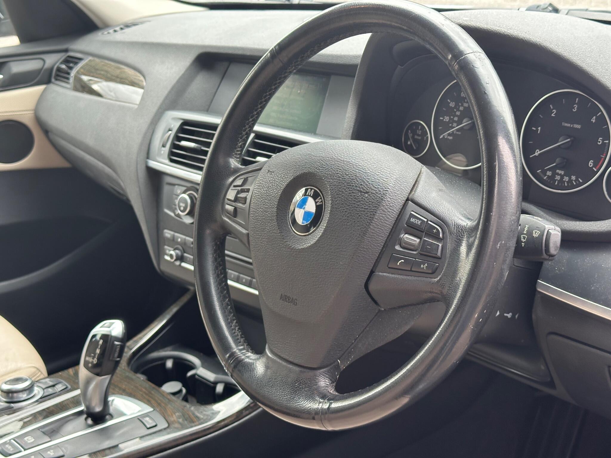 BMW X3 view 18