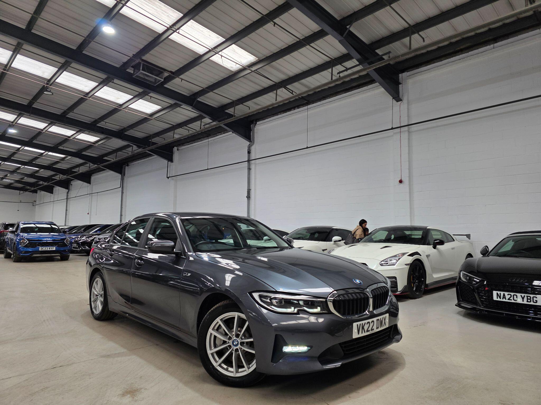 BMW 3 Series view 3