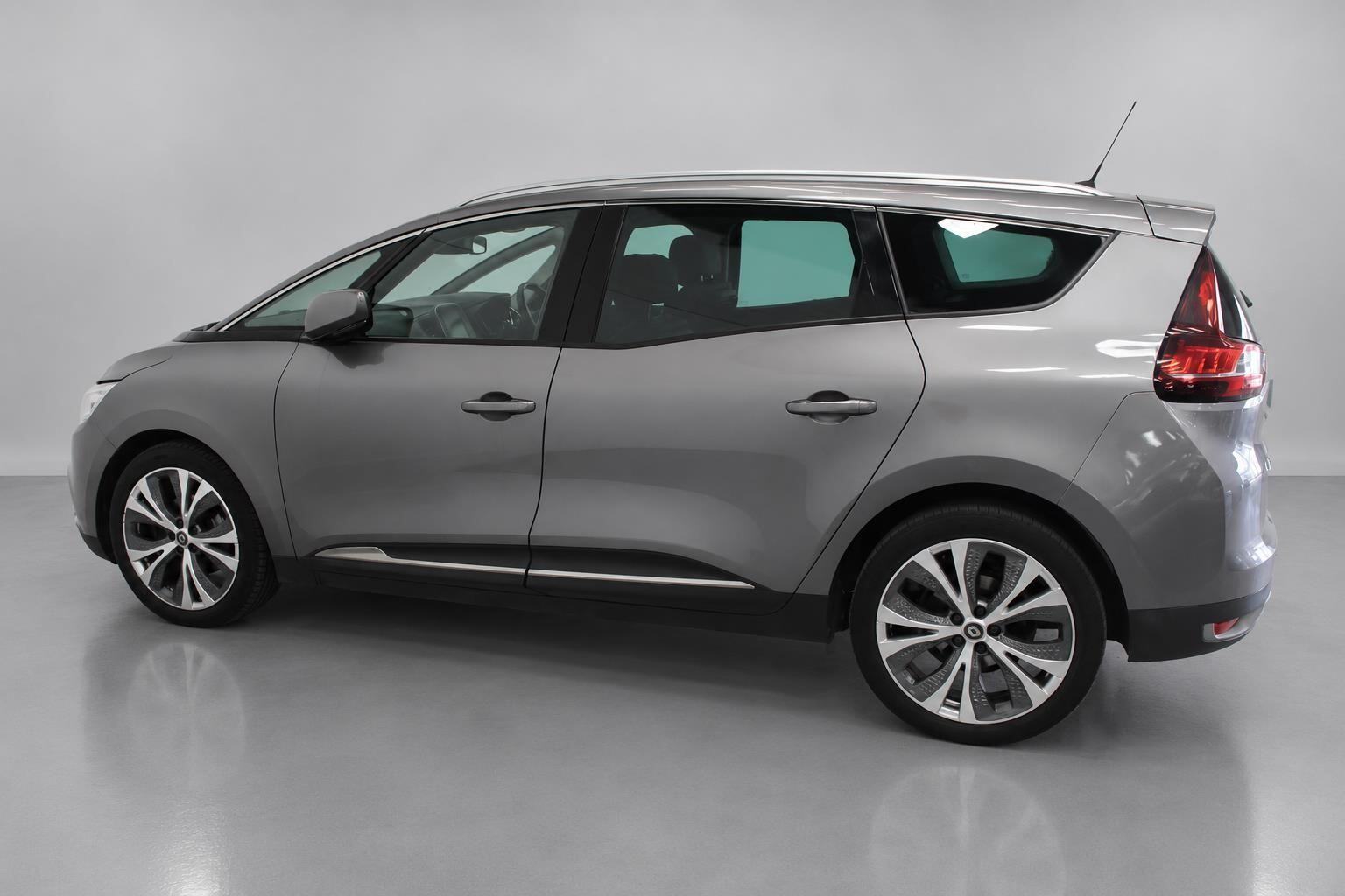 Renault Grand Scenic view 10