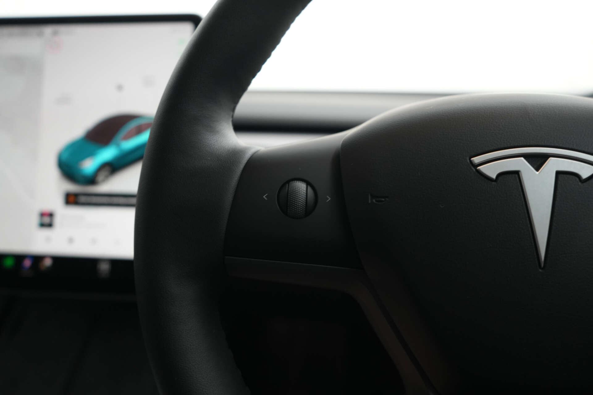 Tesla Model Y view 42