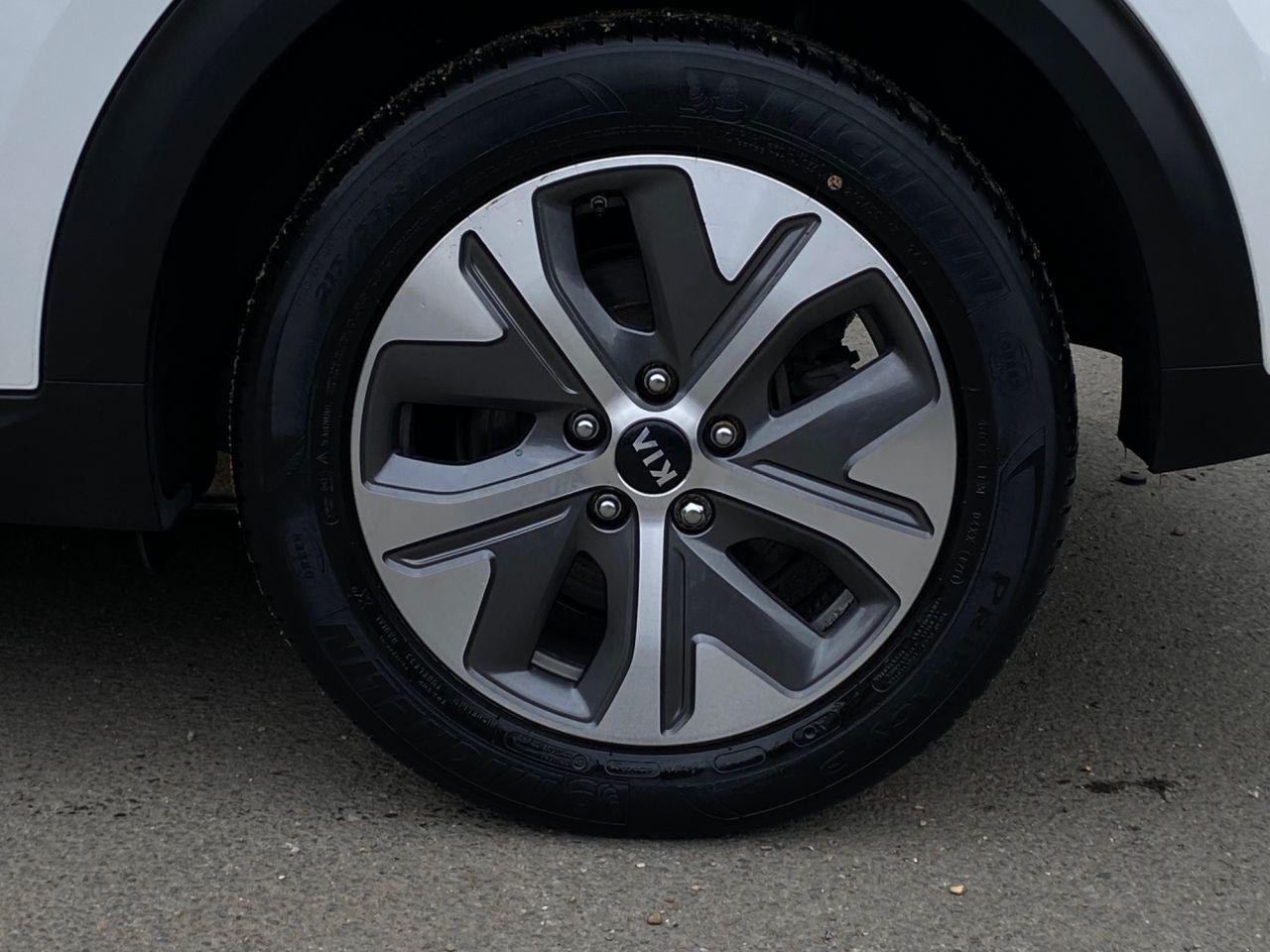 Kia Niro view 13