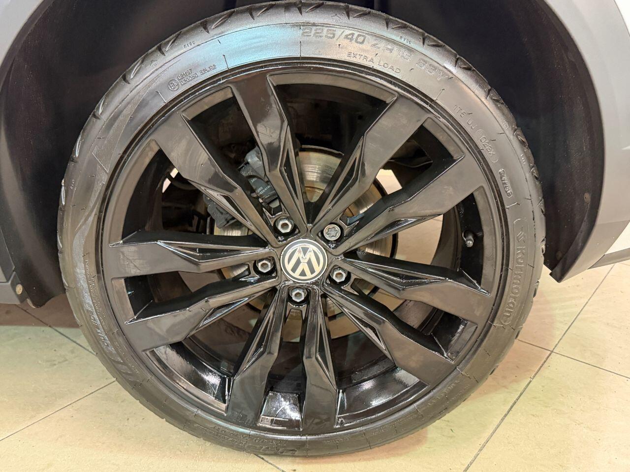 Volkswagen T-Roc view 36