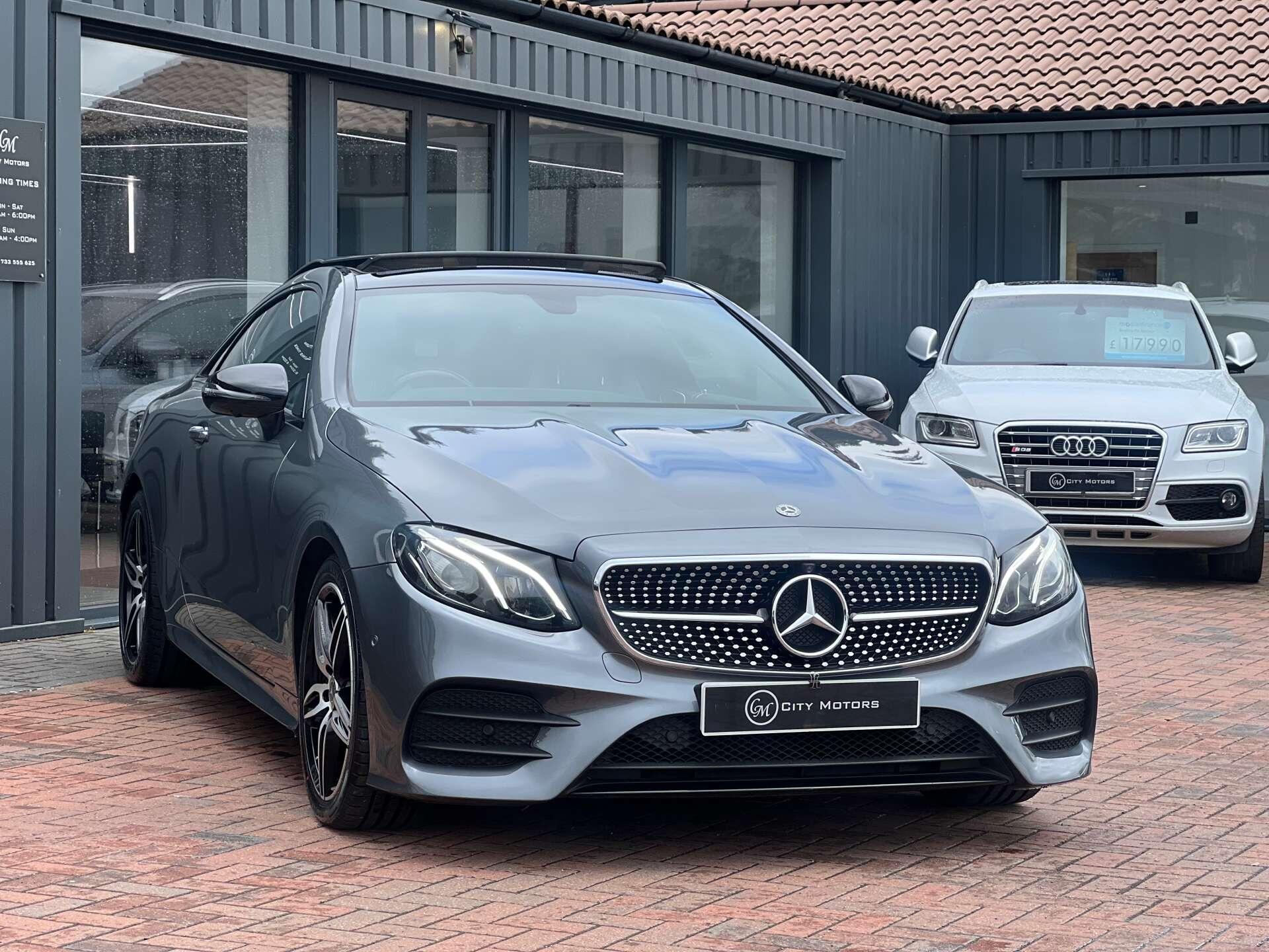 Mercedes-Benz E-Class view 5