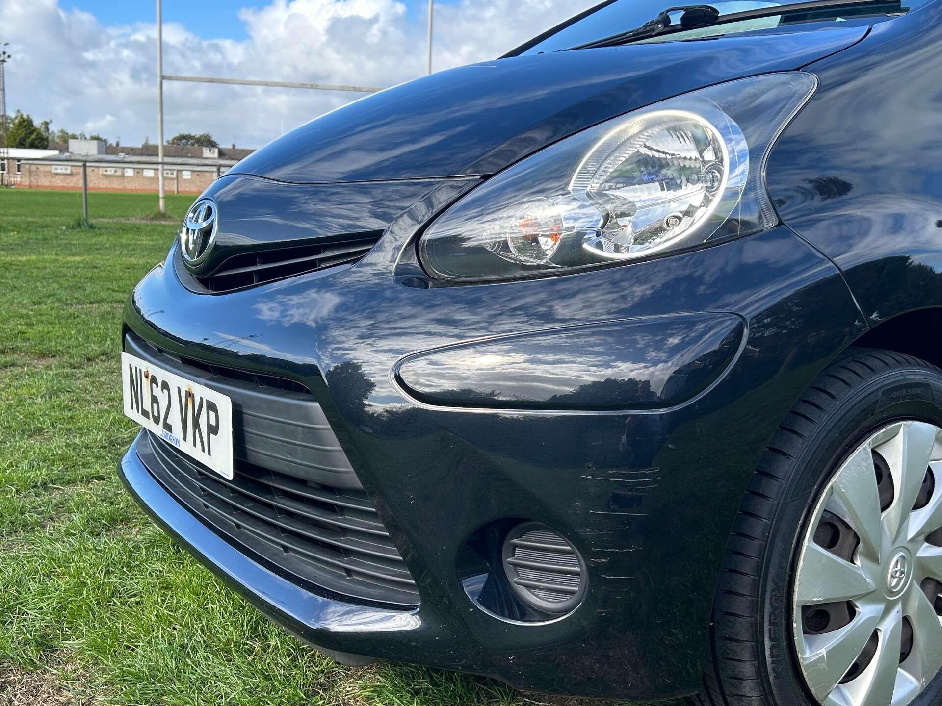 Toyota Aygo view 12