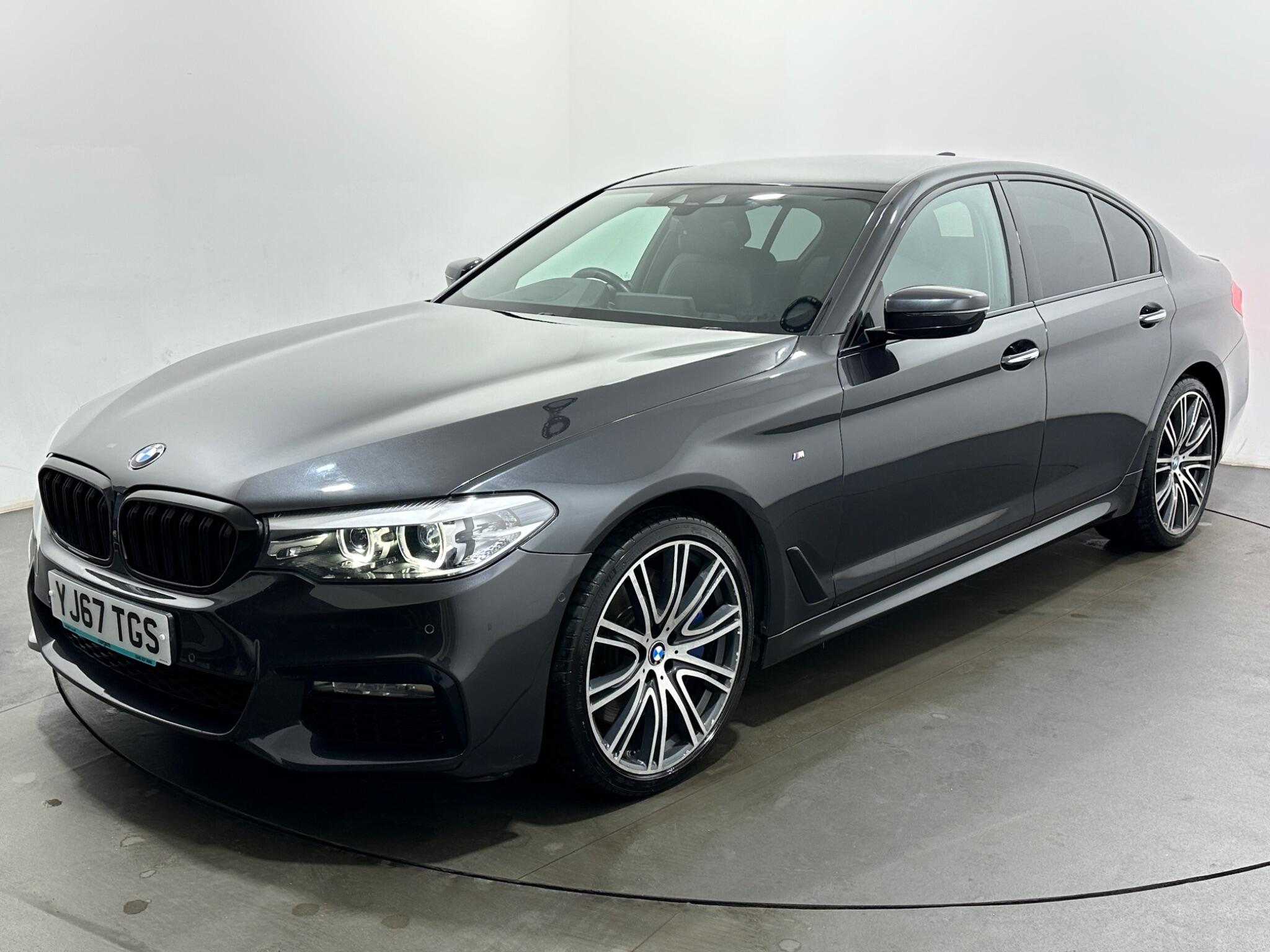 BMW 5 Series view 55