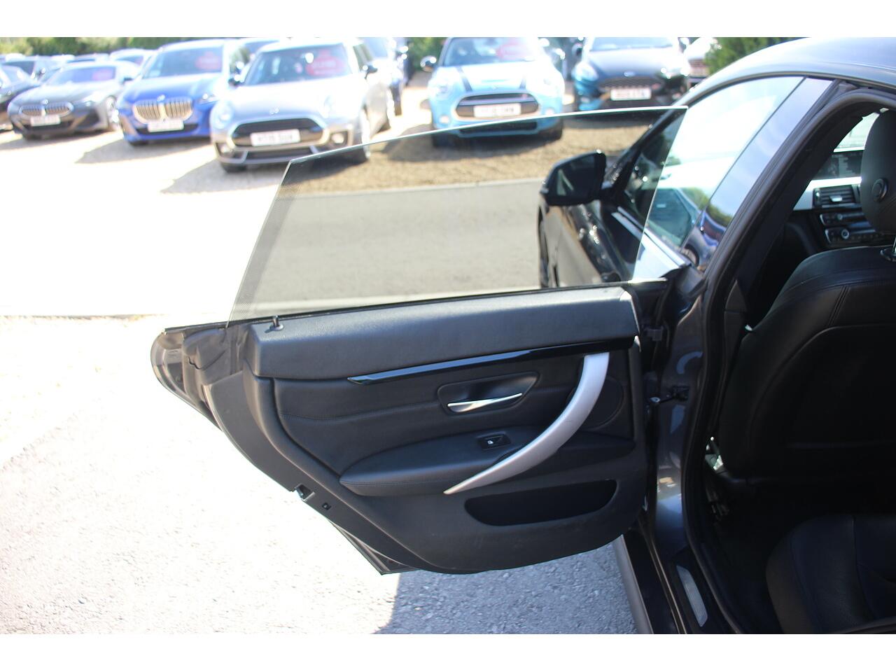 BMW 4 Series Gran Coupe view 40