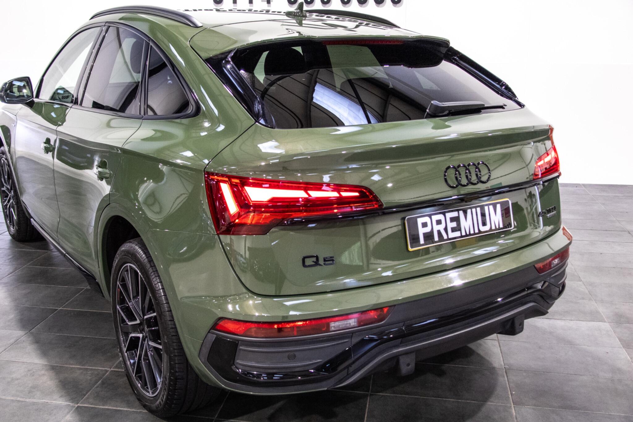 Audi Q5 view 9