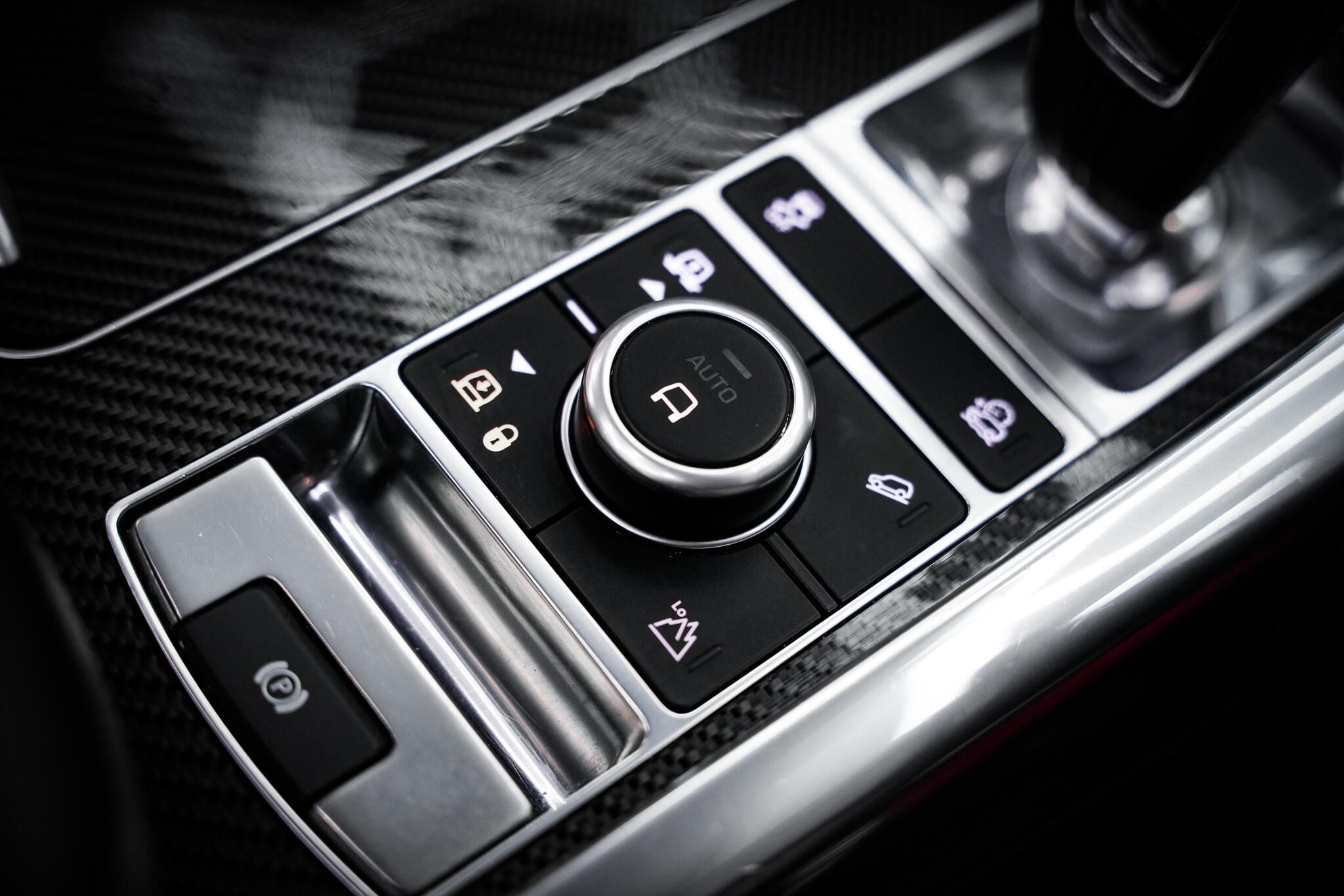 Land Rover Range Rover Sport view 47