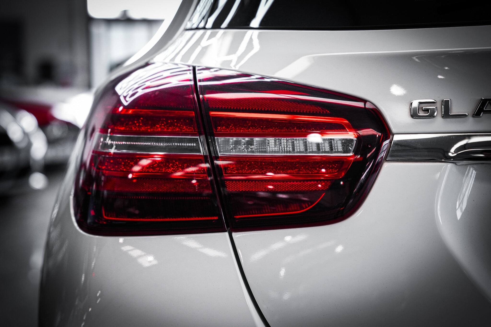 Mercedes-Benz Gla view 35