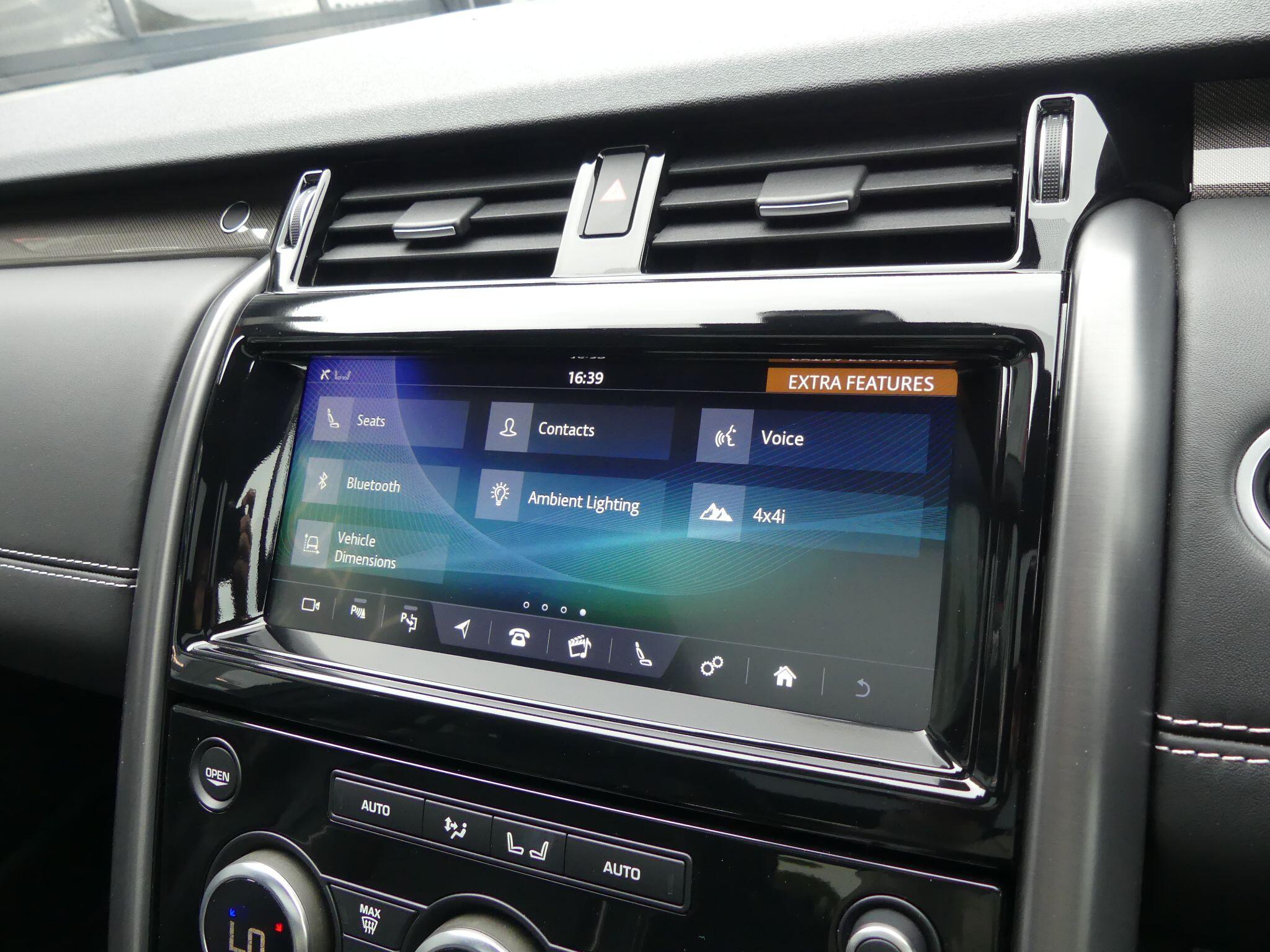 Land Rover Discovery view 20