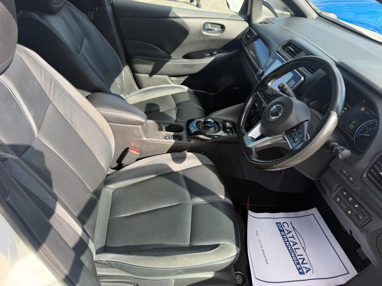 Nissan Leaf view 32