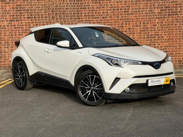 White 2019 Toyota C-HR Hatchback Front-wheel drive Automatic