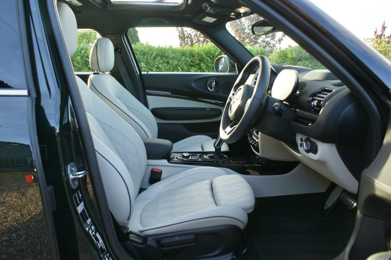 Mini Clubman view 49