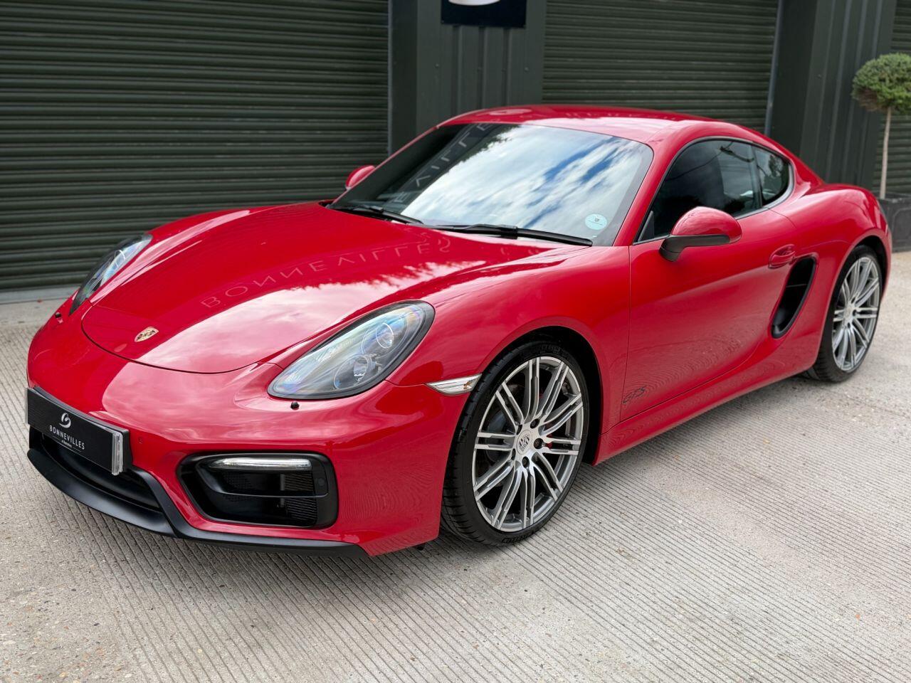 Porsche Cayman view 11