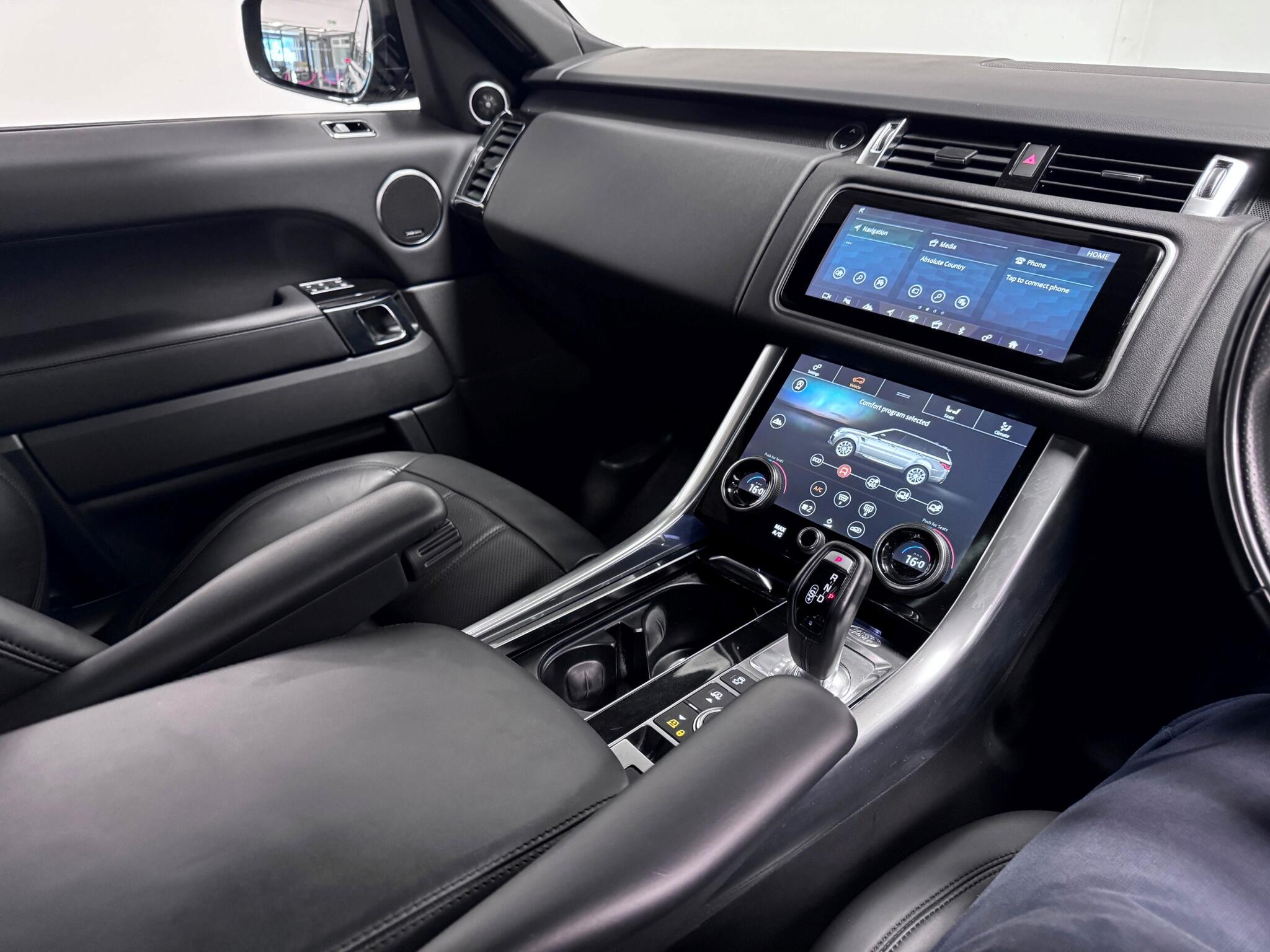 Land Rover Range Rover Sport view 37