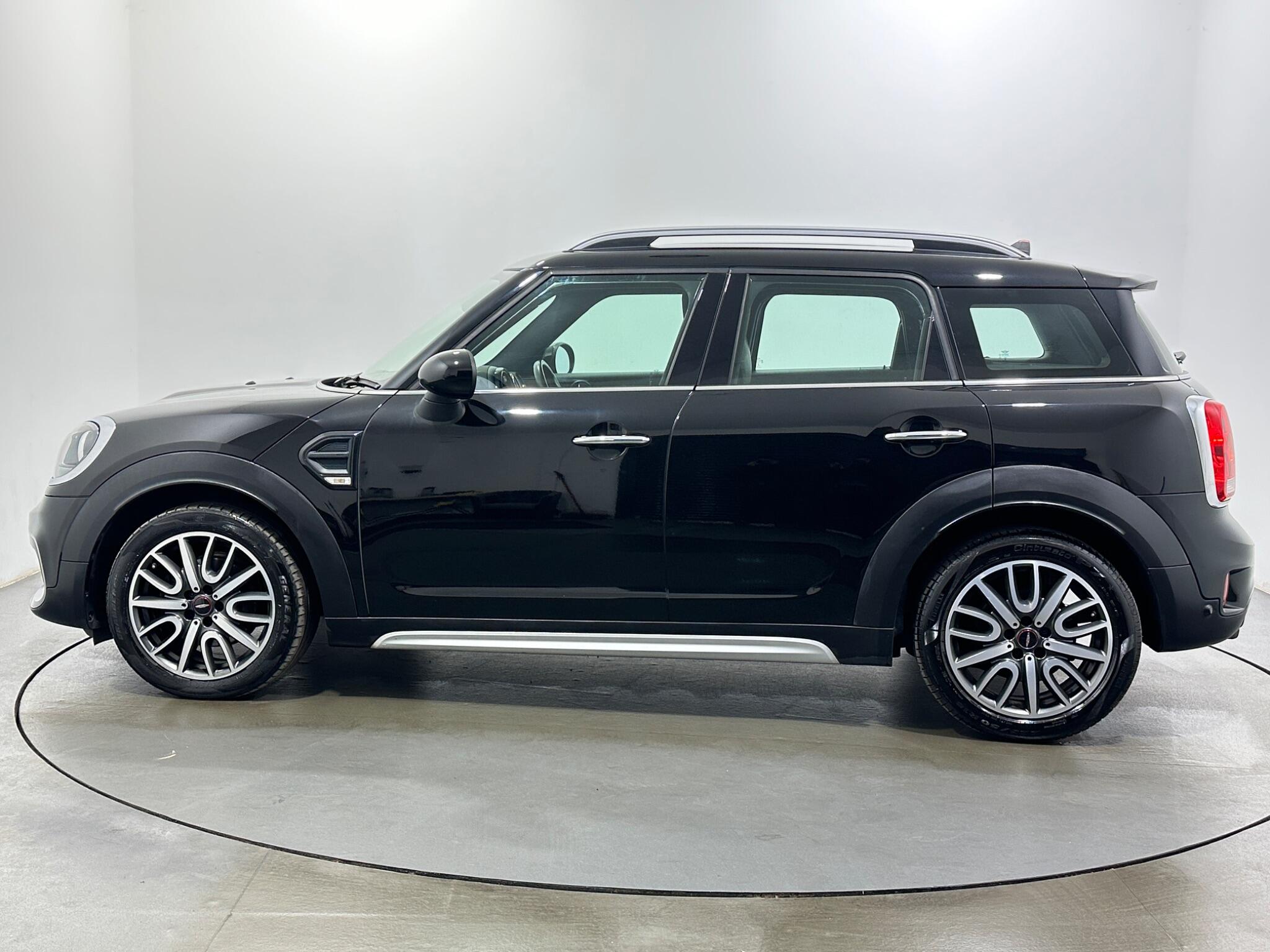 Mini Countryman view 5