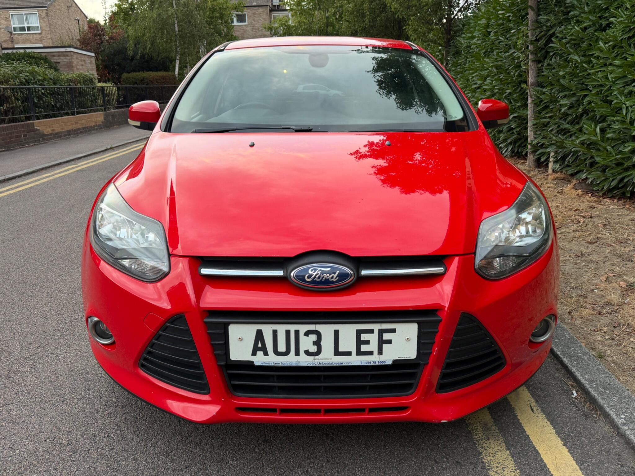 Ford Focus view 2