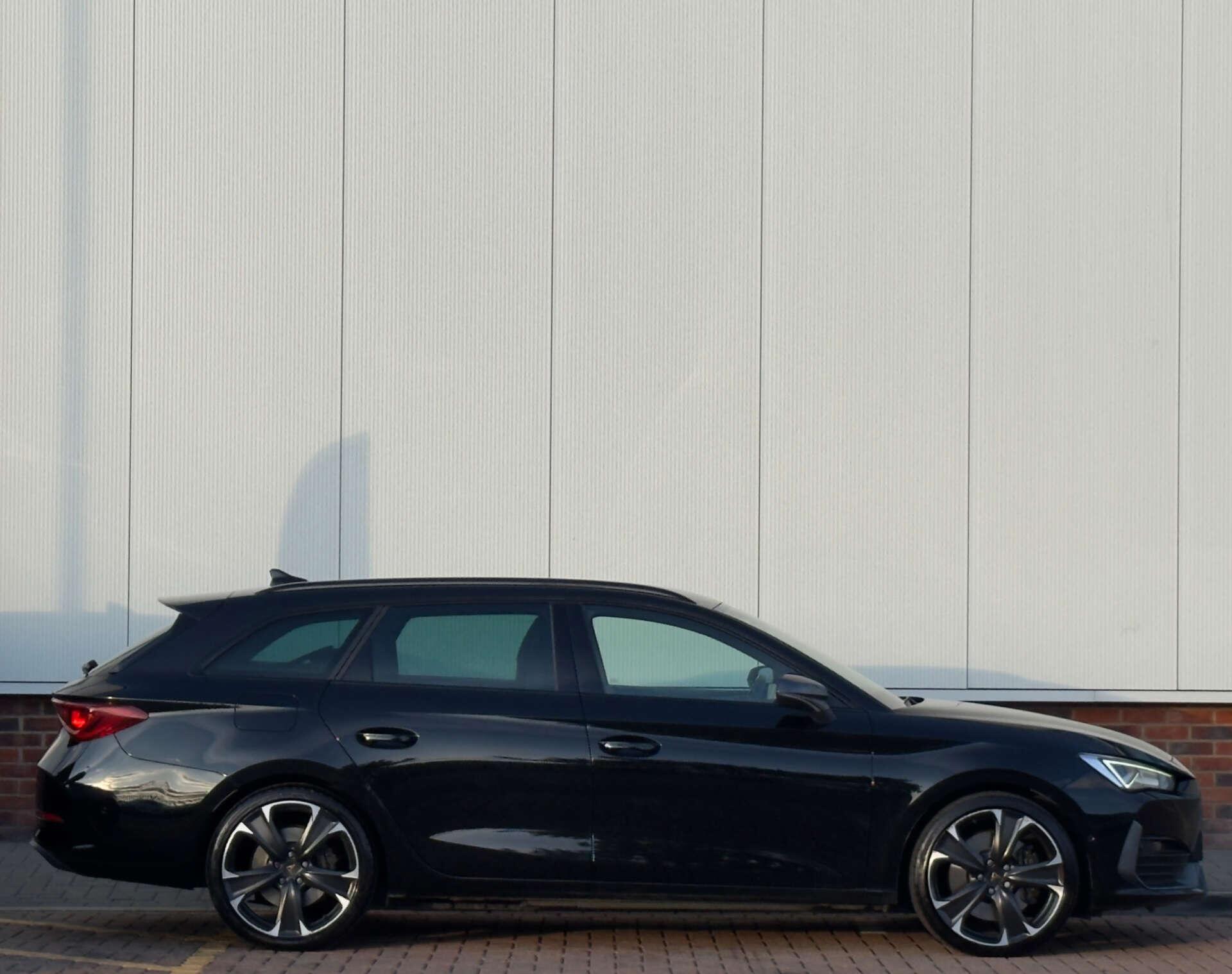 Cupra Leon view 8