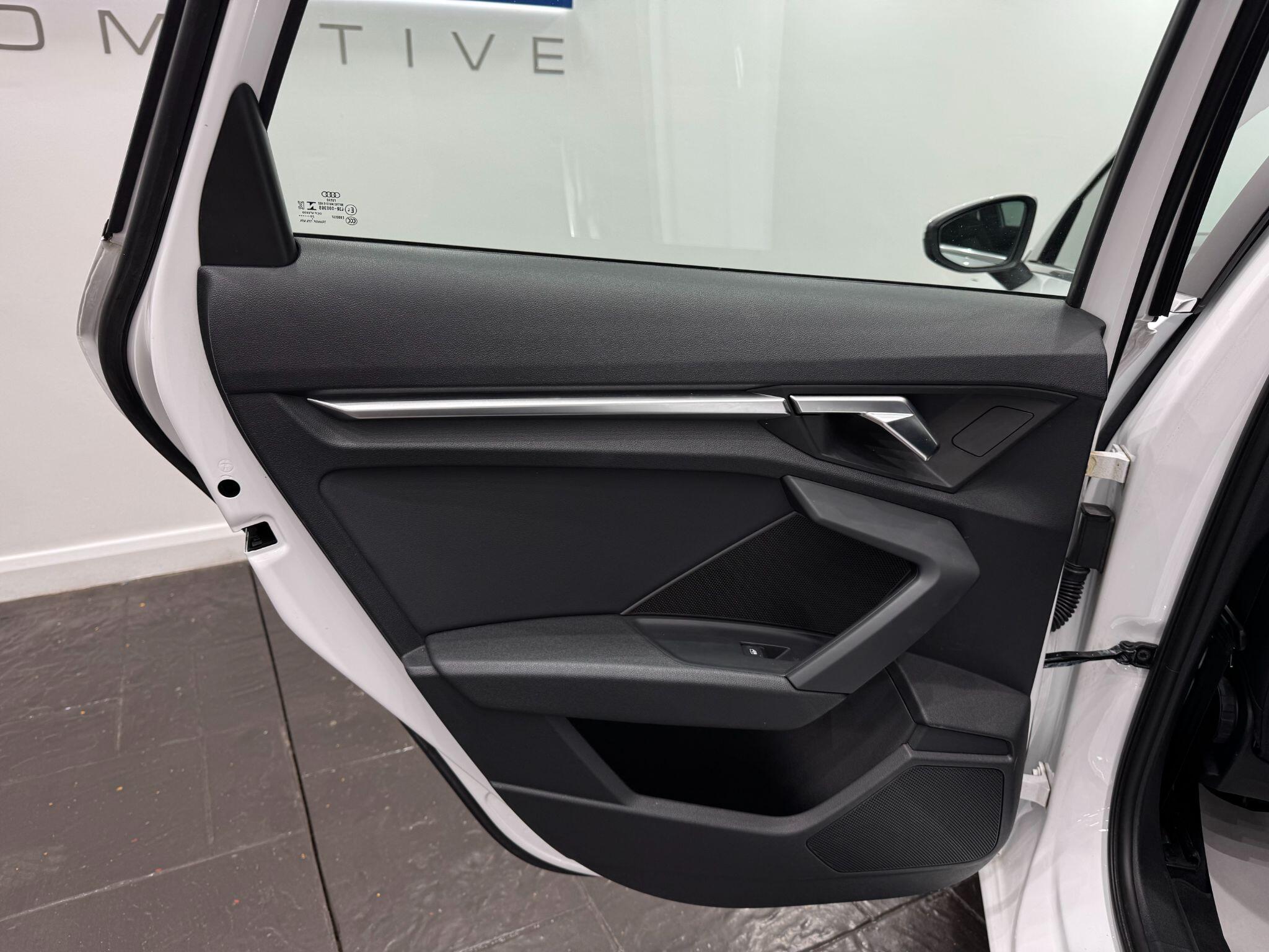 Audi A3 view 52