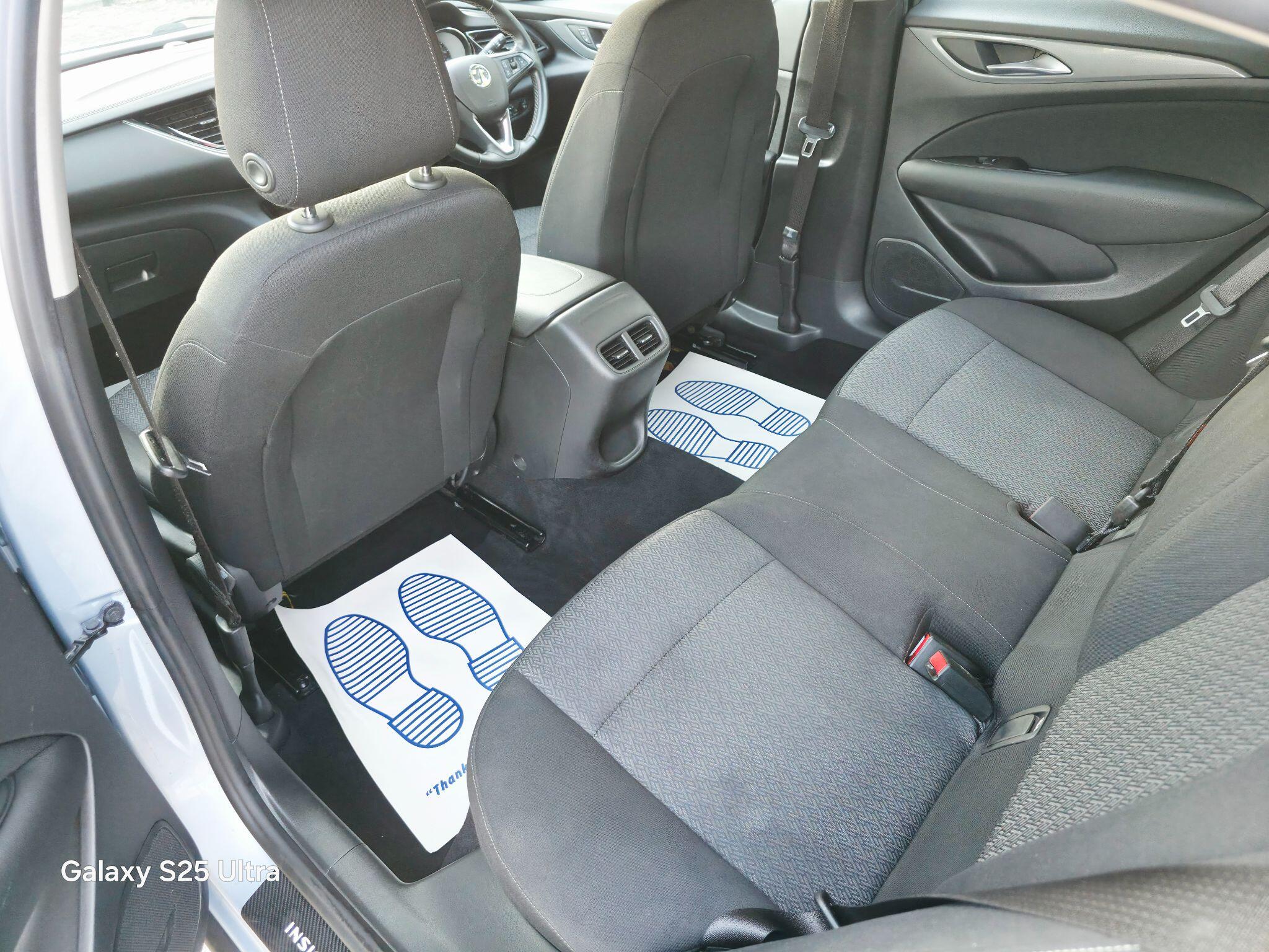Vauxhall Insignia view 23