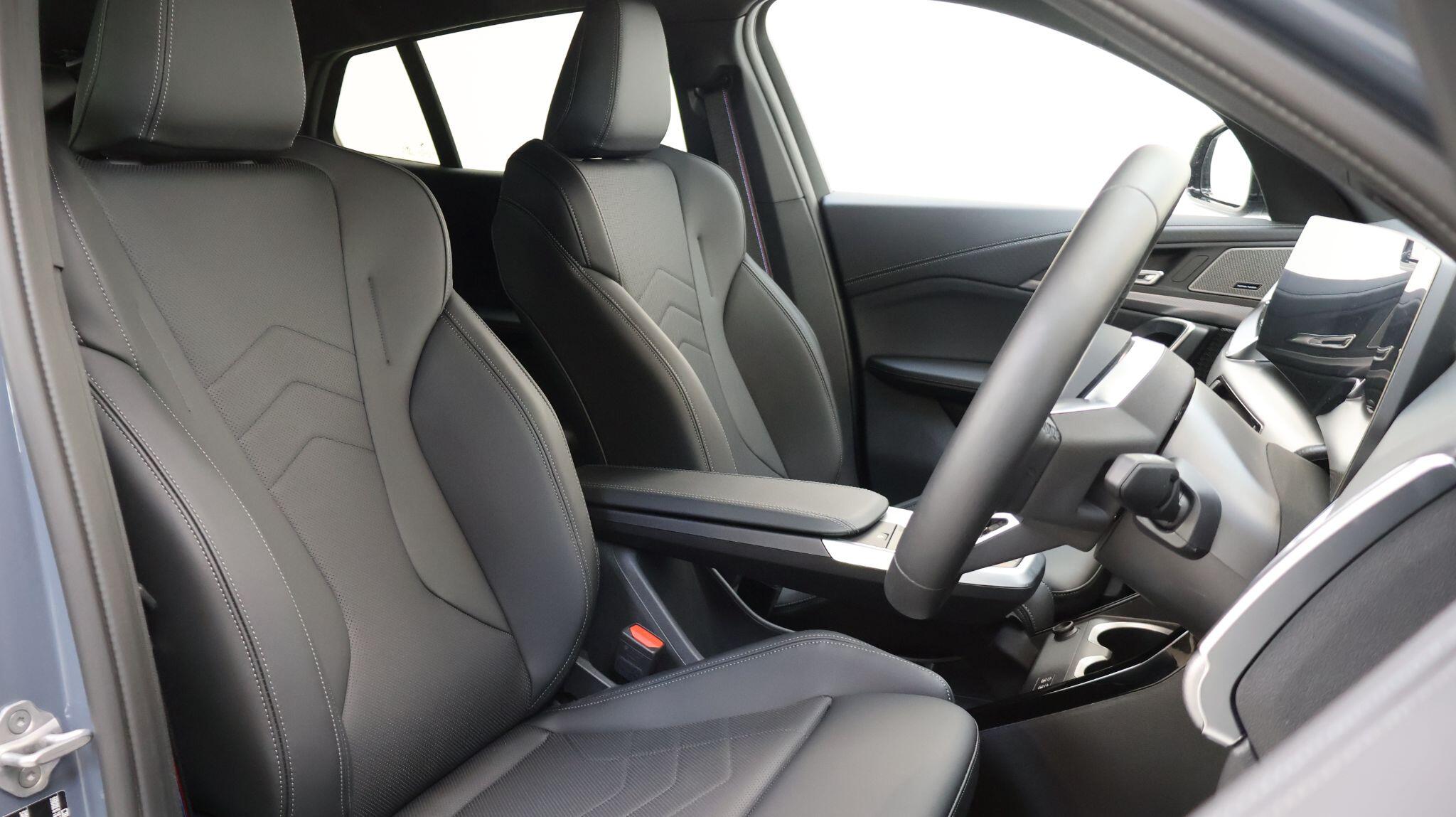 BMW iX2 view 27